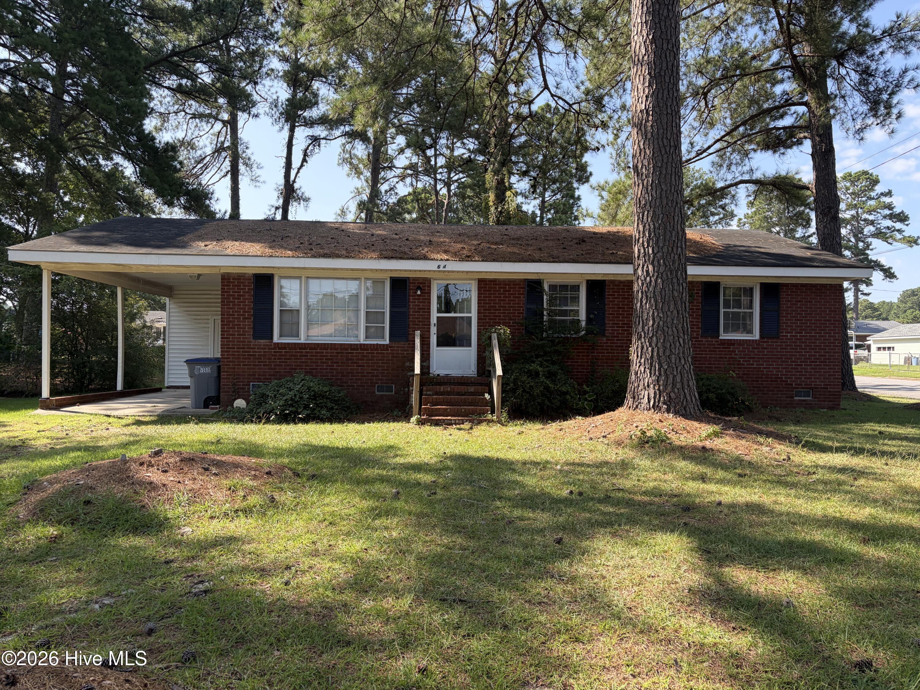649 Clayton Street — photo