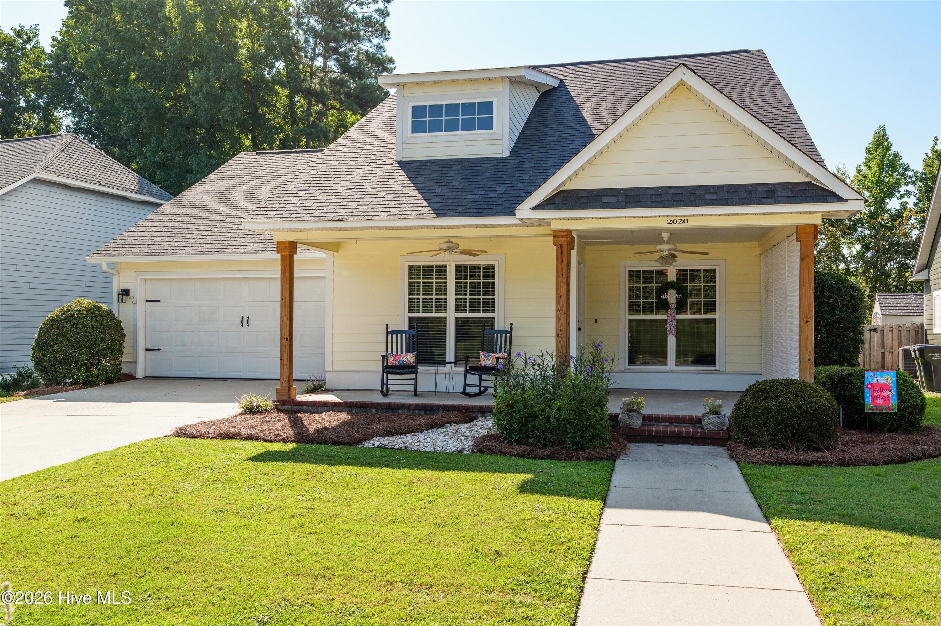 2020 Magnolia Parkway — photo