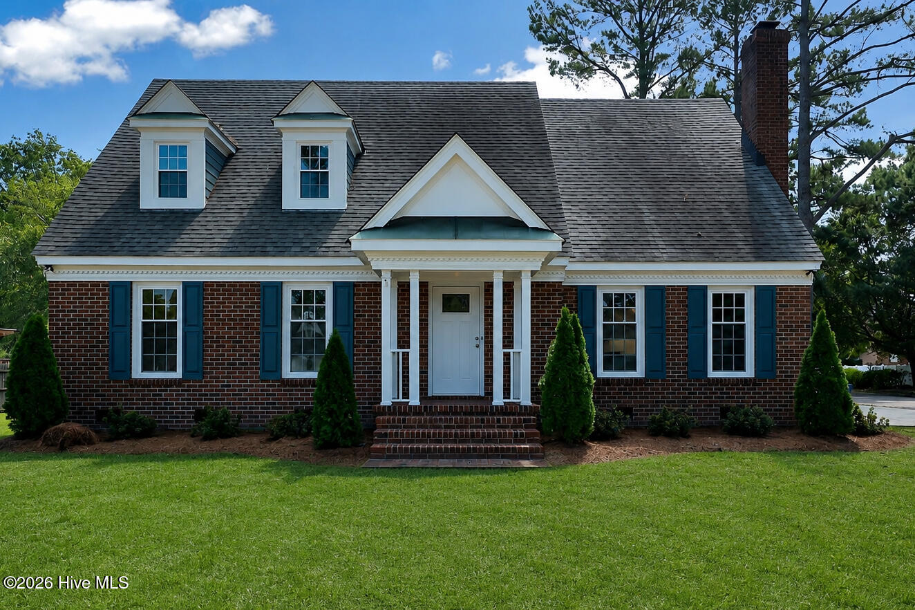 2400 Surry Road NW — photo