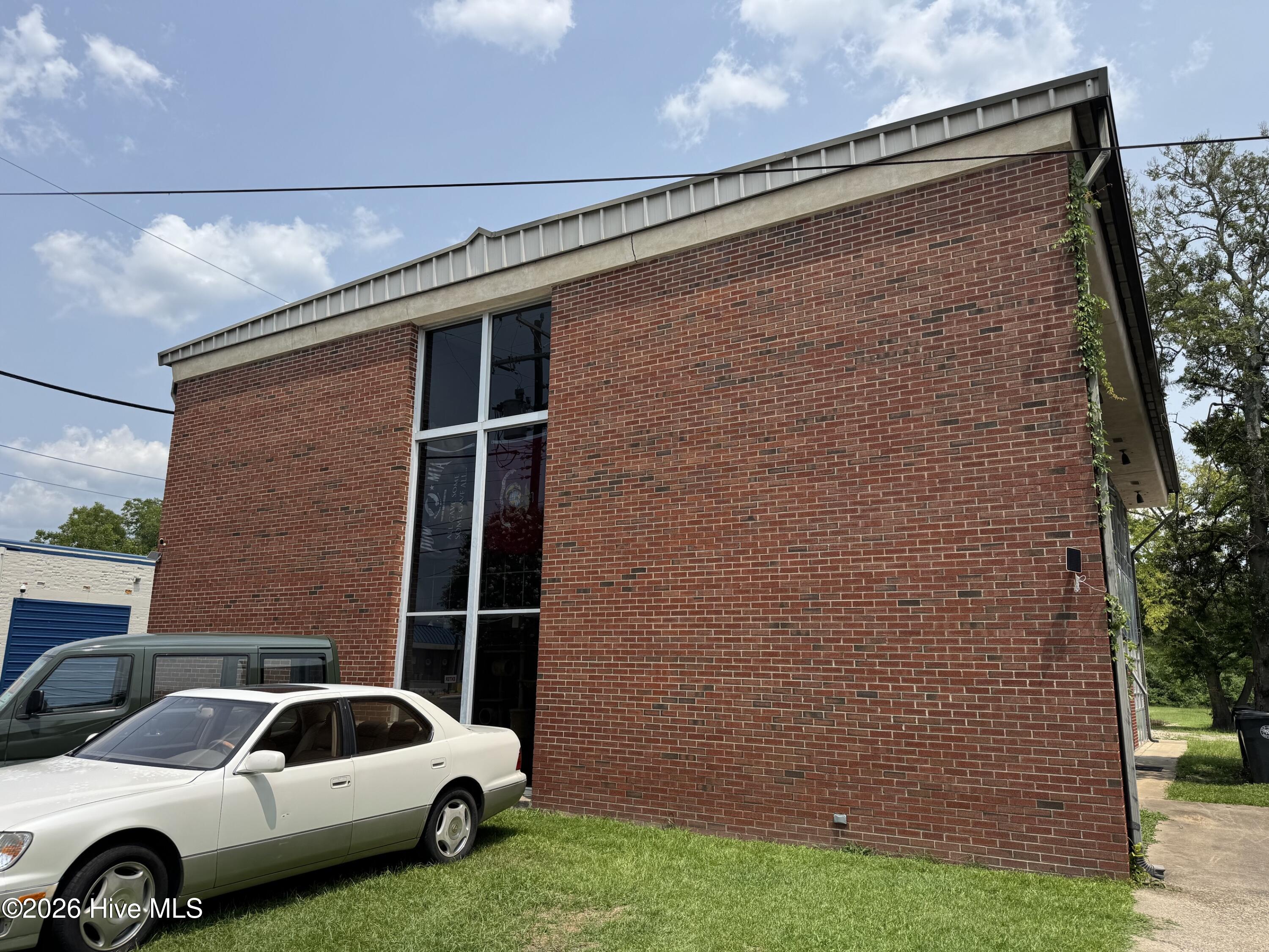 506 N William Street — photo