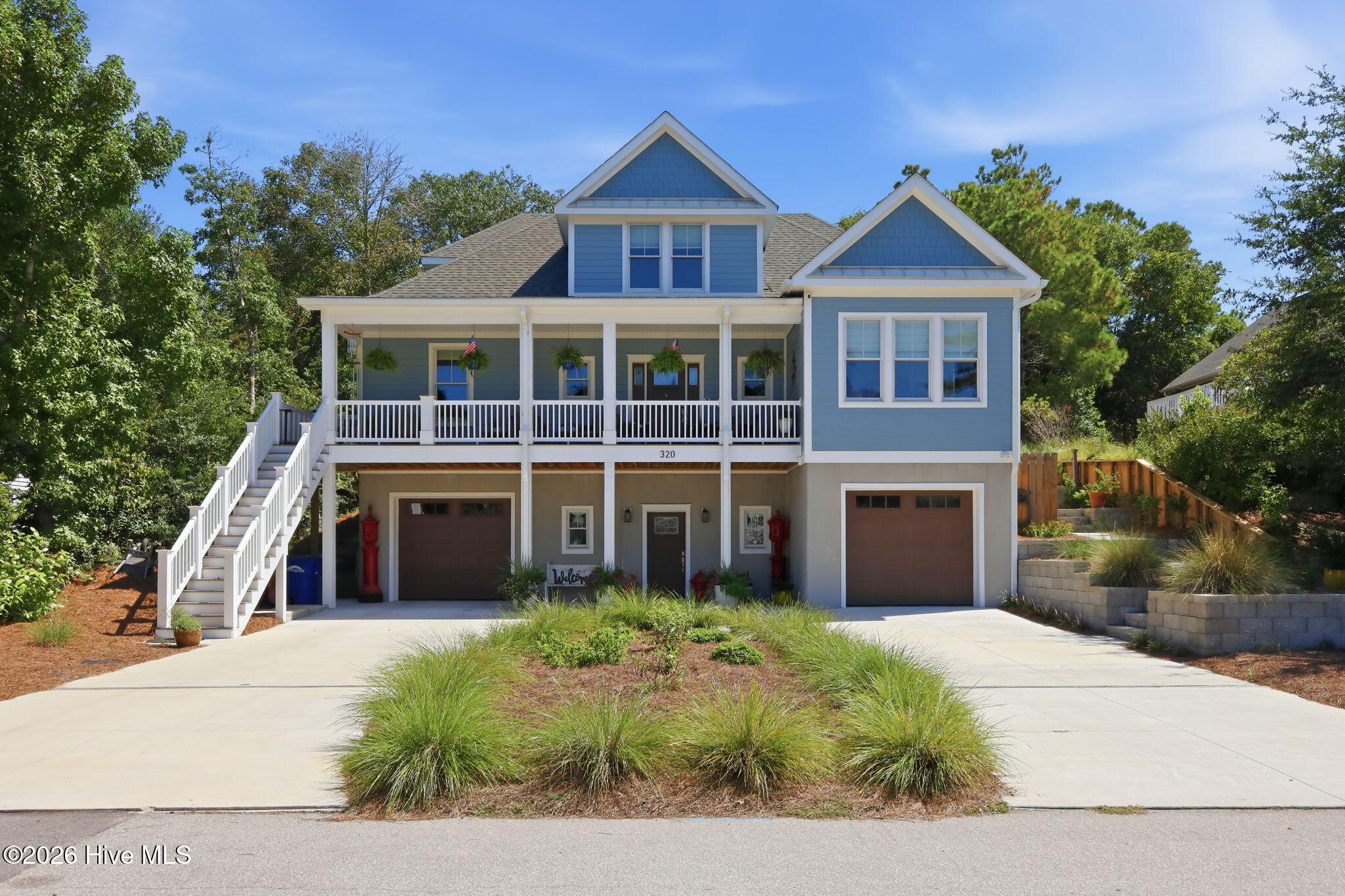 320 Cape Lookout Loop — photo