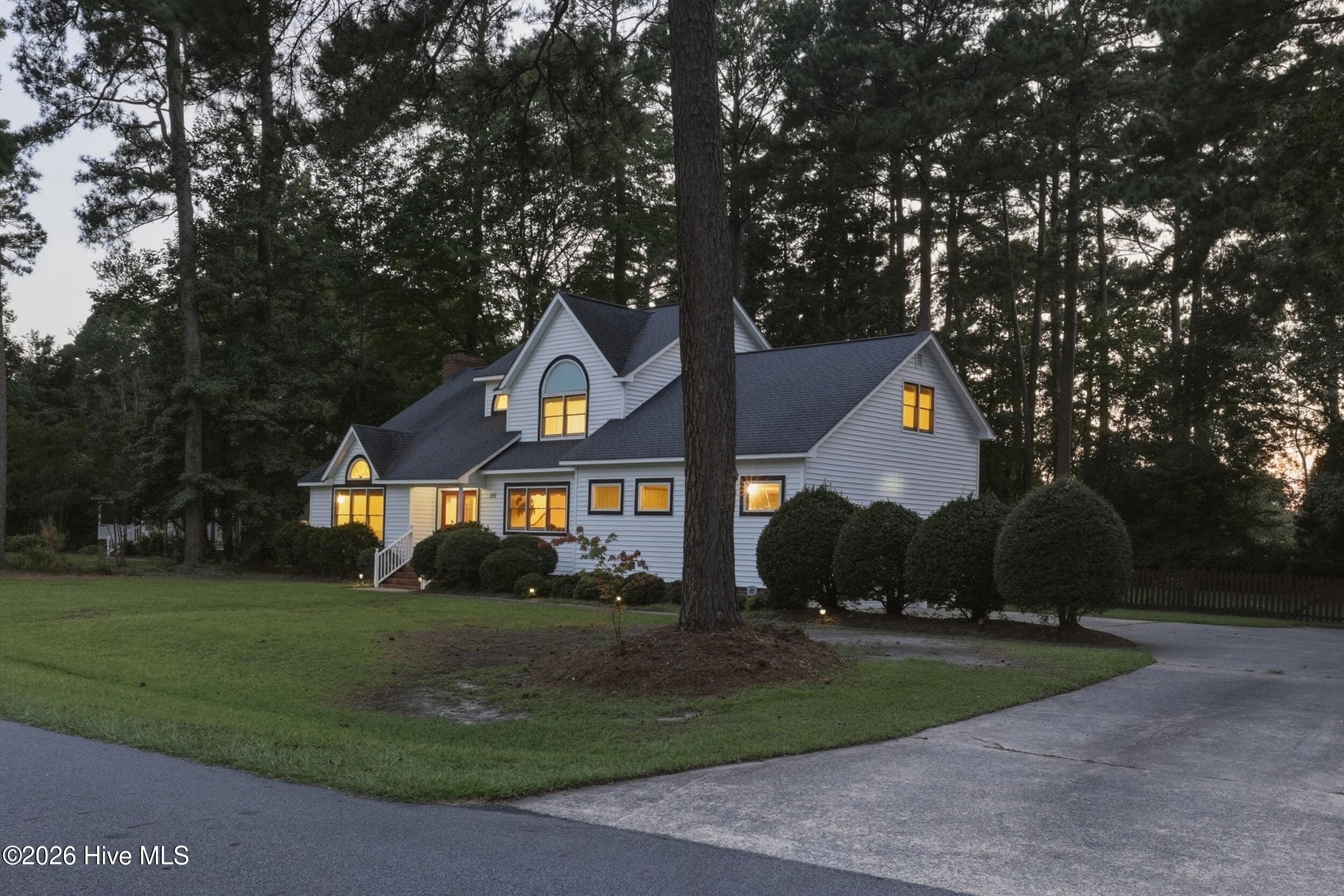 102 Bishop Drive — photo