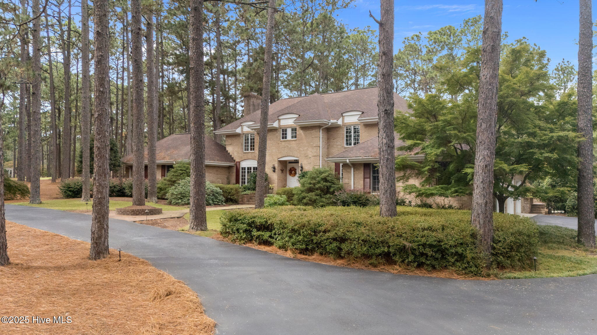 35 Lake Dornoch Drive — photo