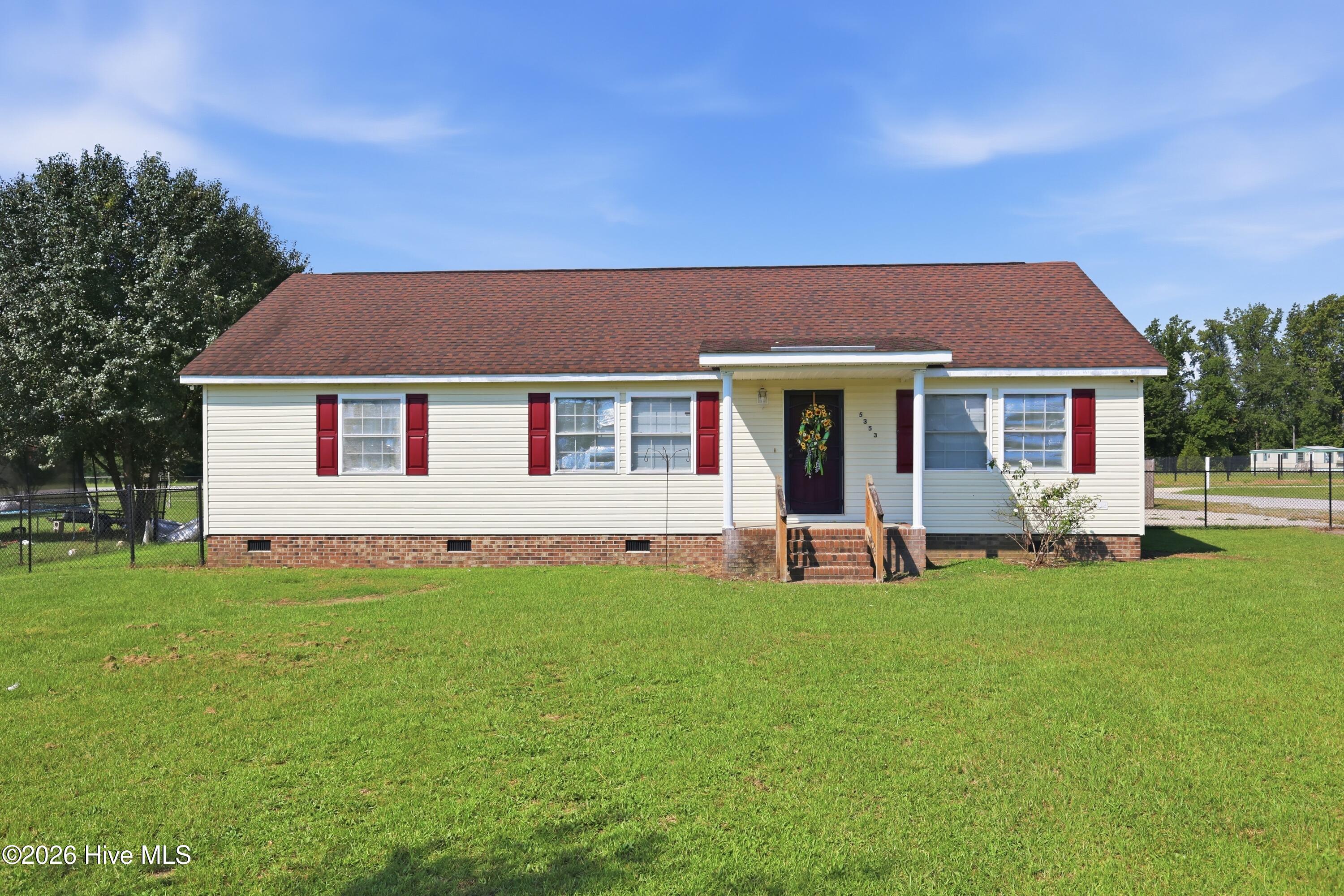 5353 Shannon Road — photo
