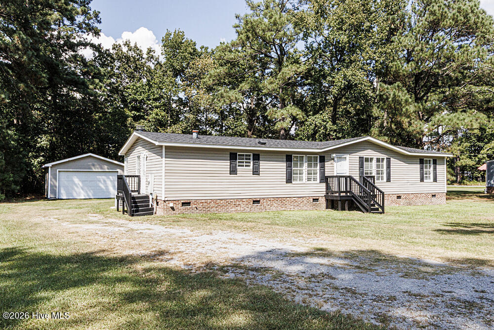 38 Dogwood Drive — photo