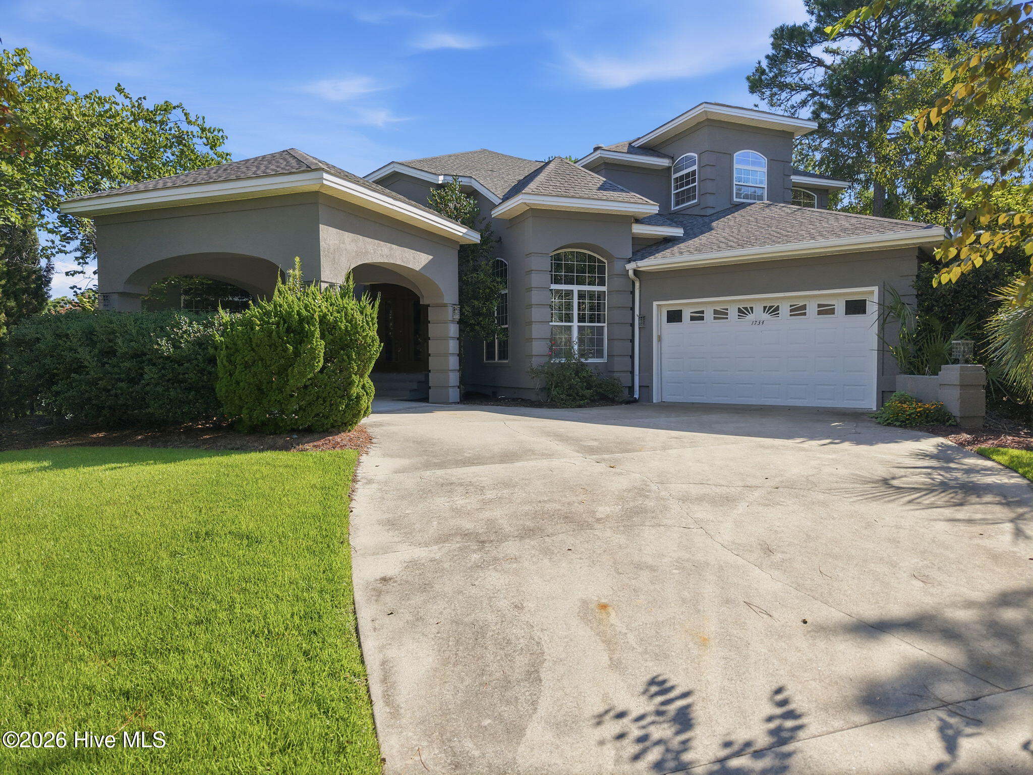 1734 Merriwether Lane SE — photo