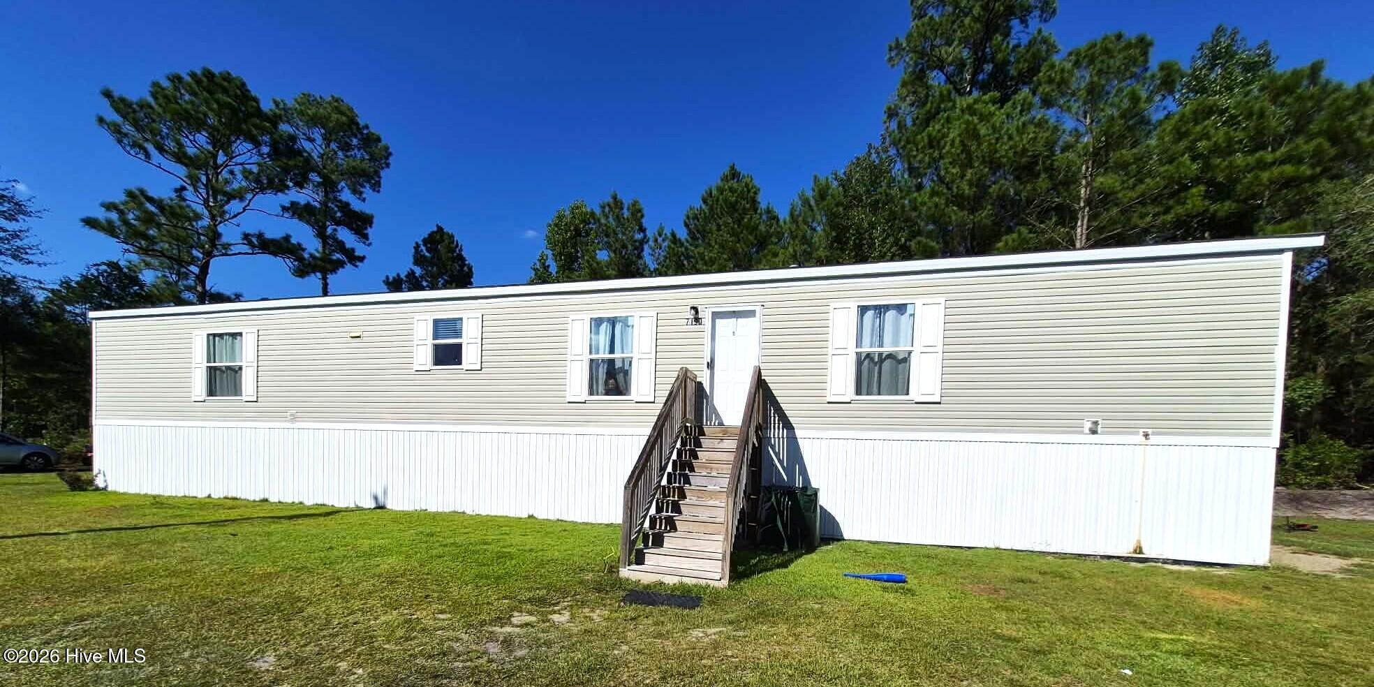 7190 Canetuck Road — photo