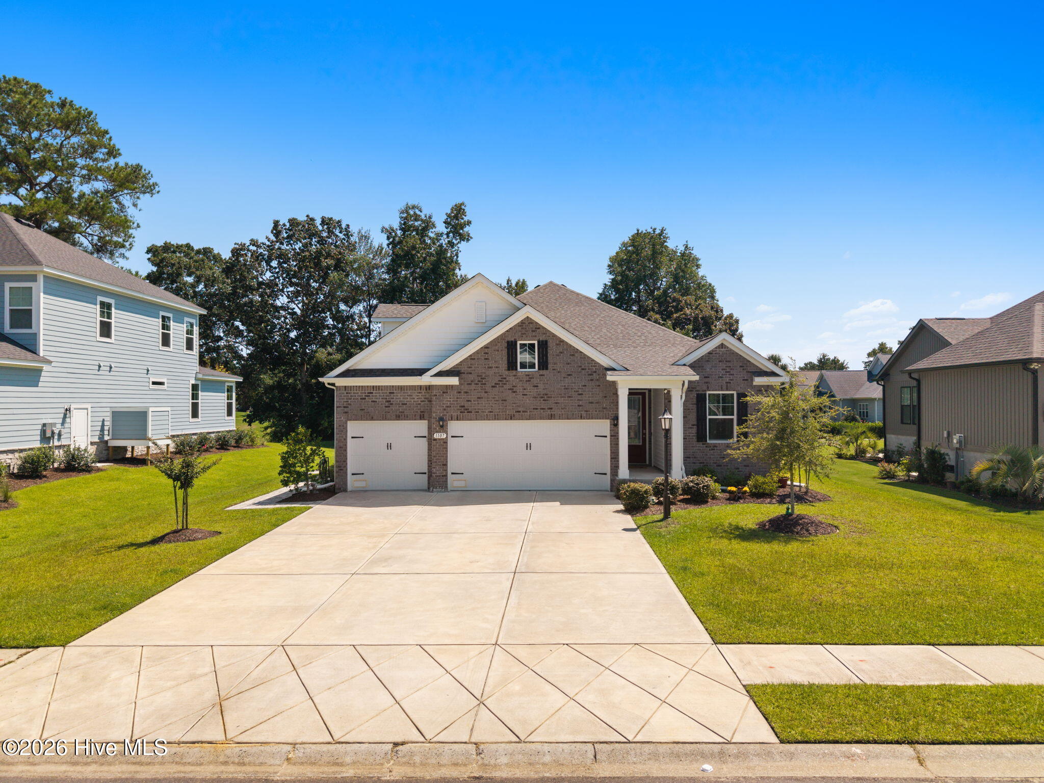 1107 Treyburn Court NW — photo