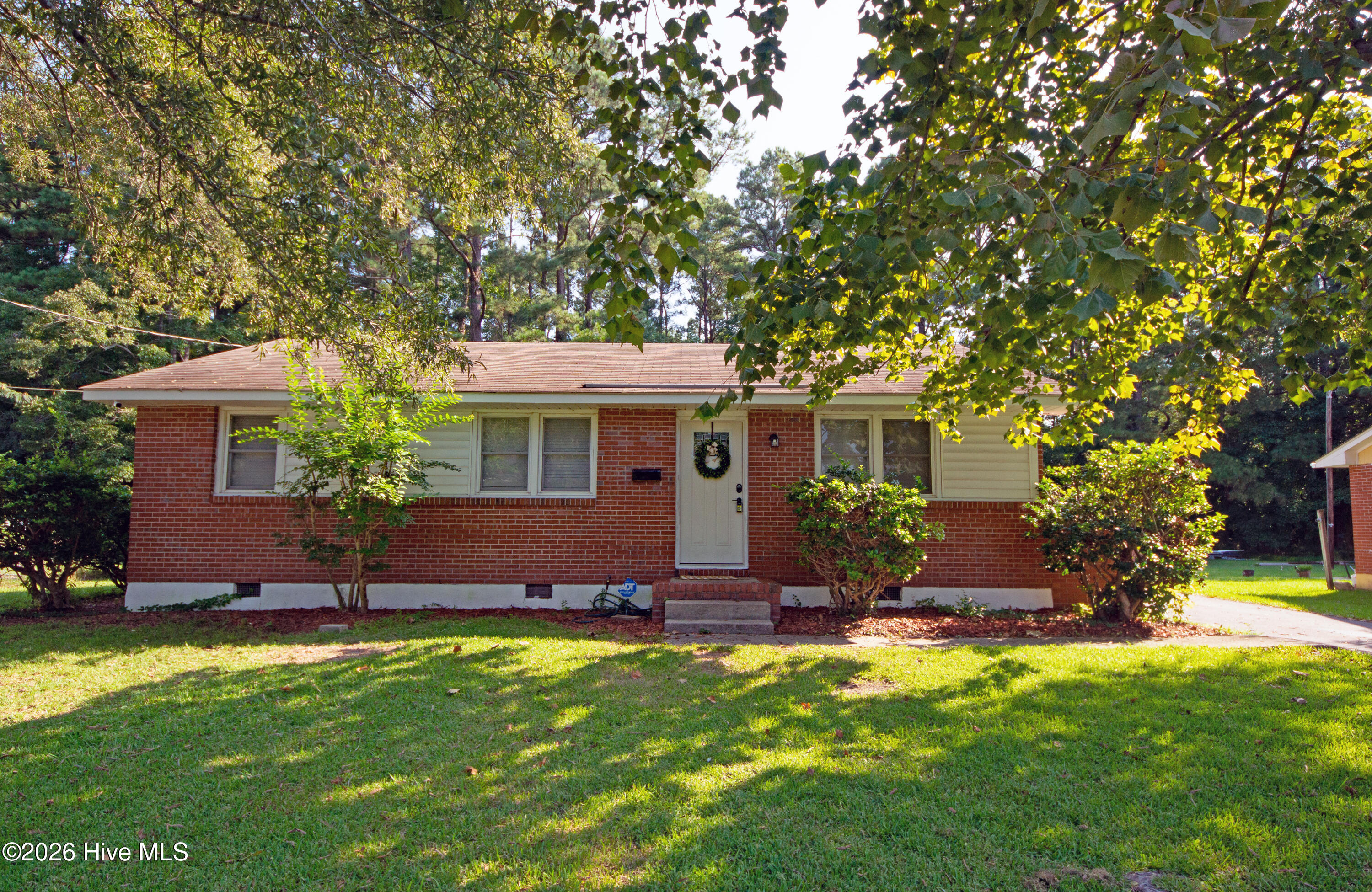 7 Cole Drive — photo