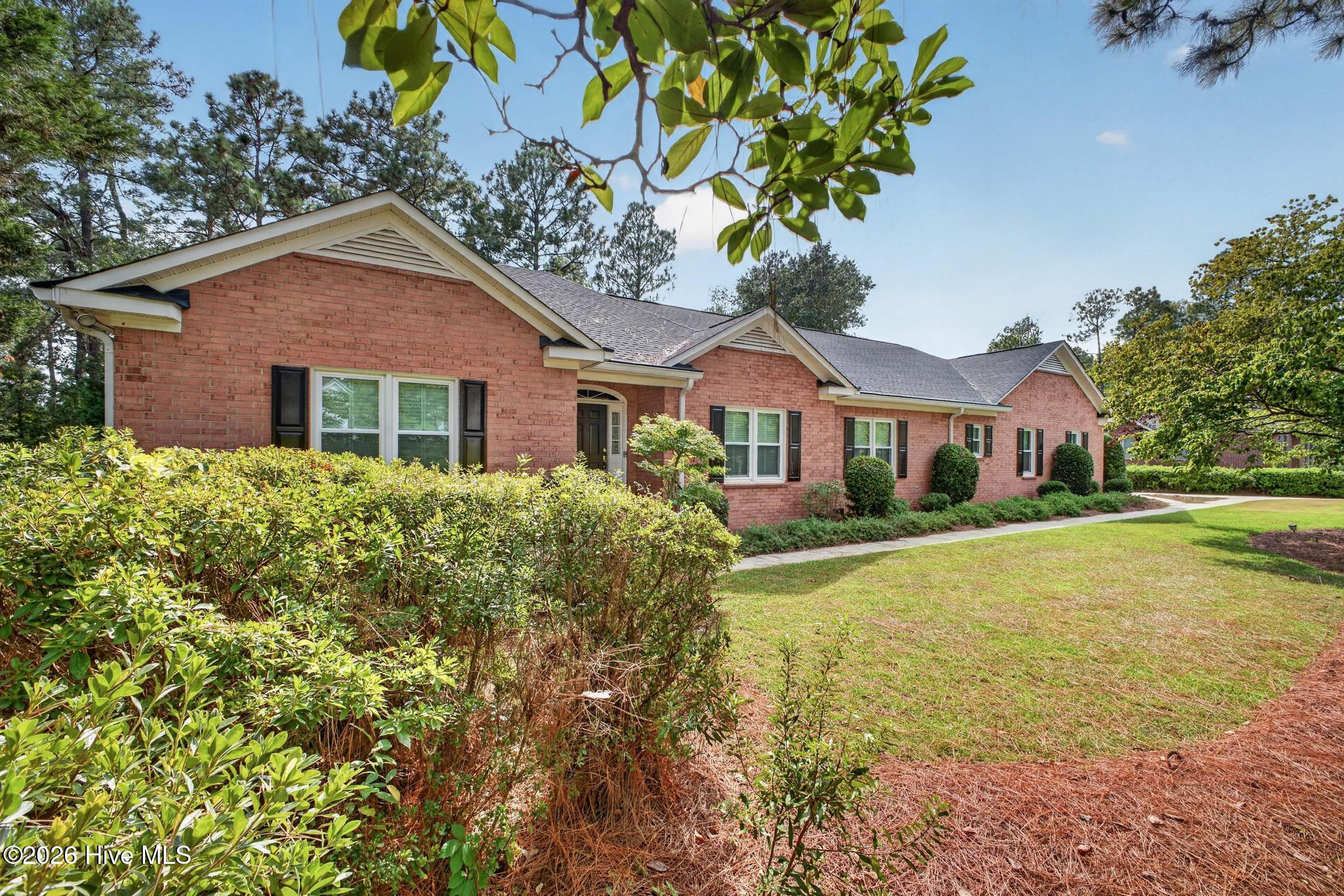 2181 Beaver Creek Lane — photo