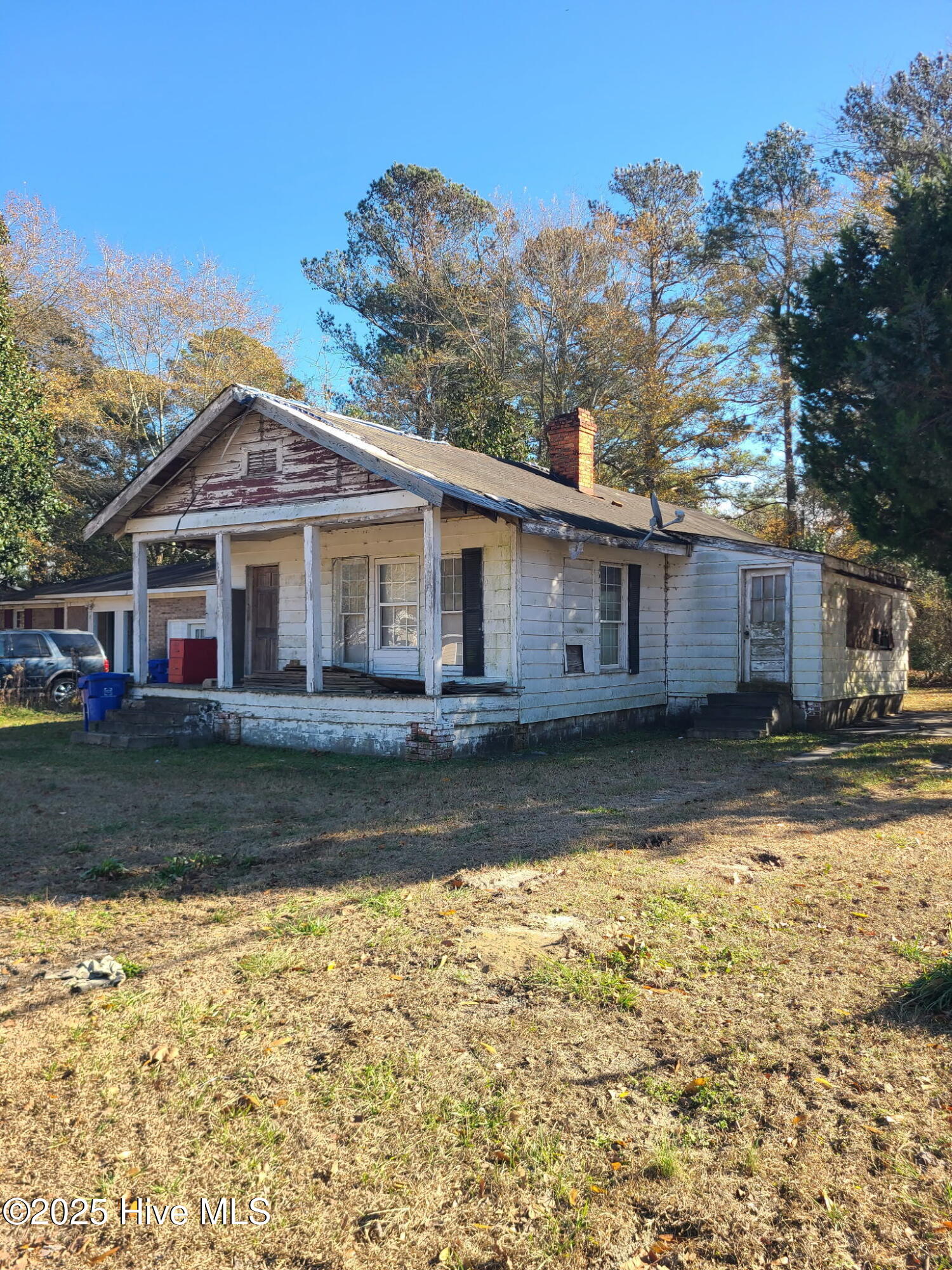 313 W Williams Street — photo
