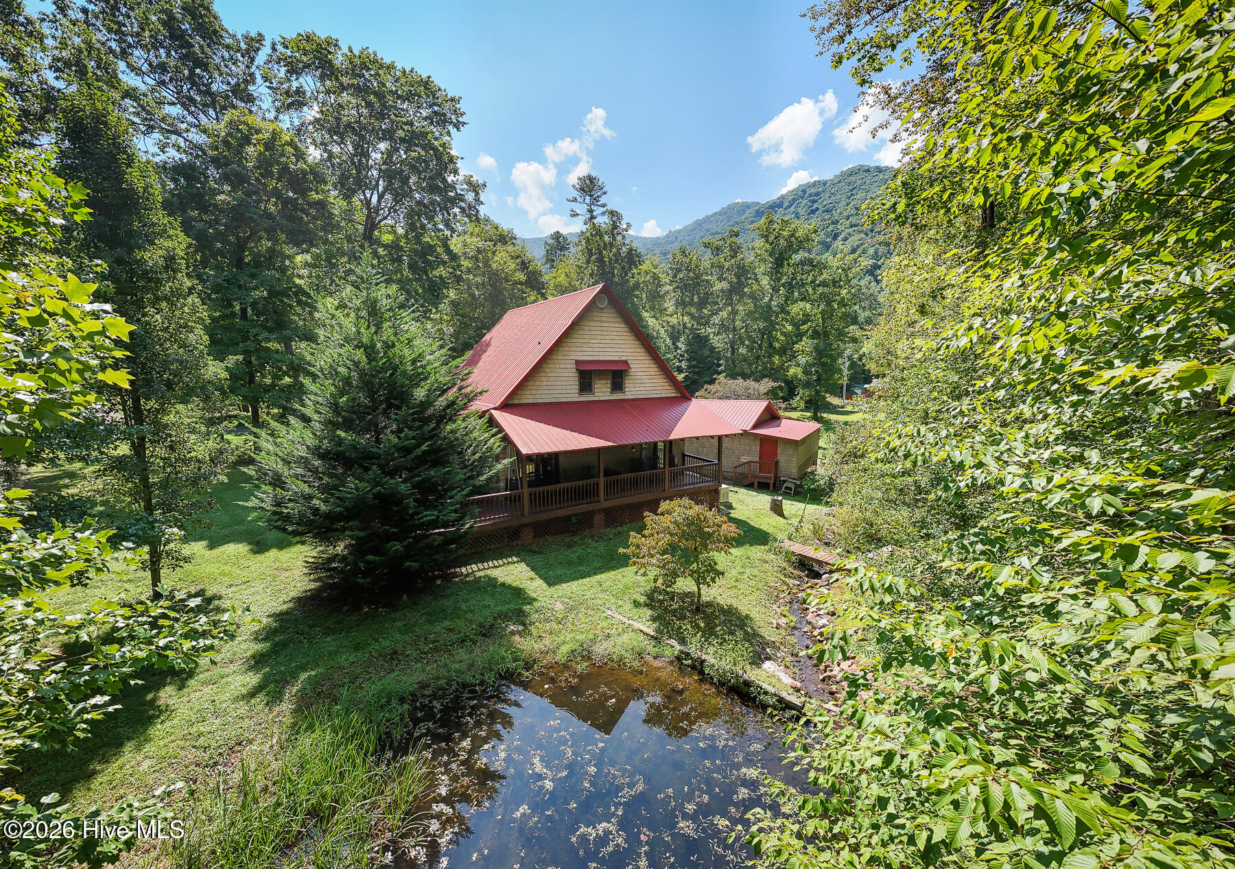 49 Dusty Hollow — photo