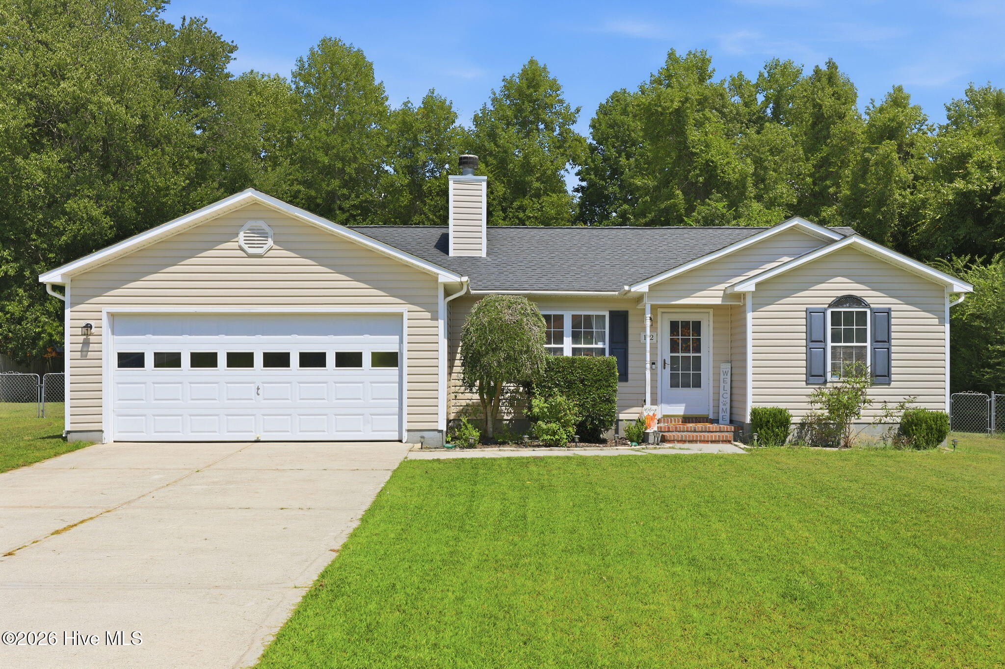 112 Ellen Court — photo