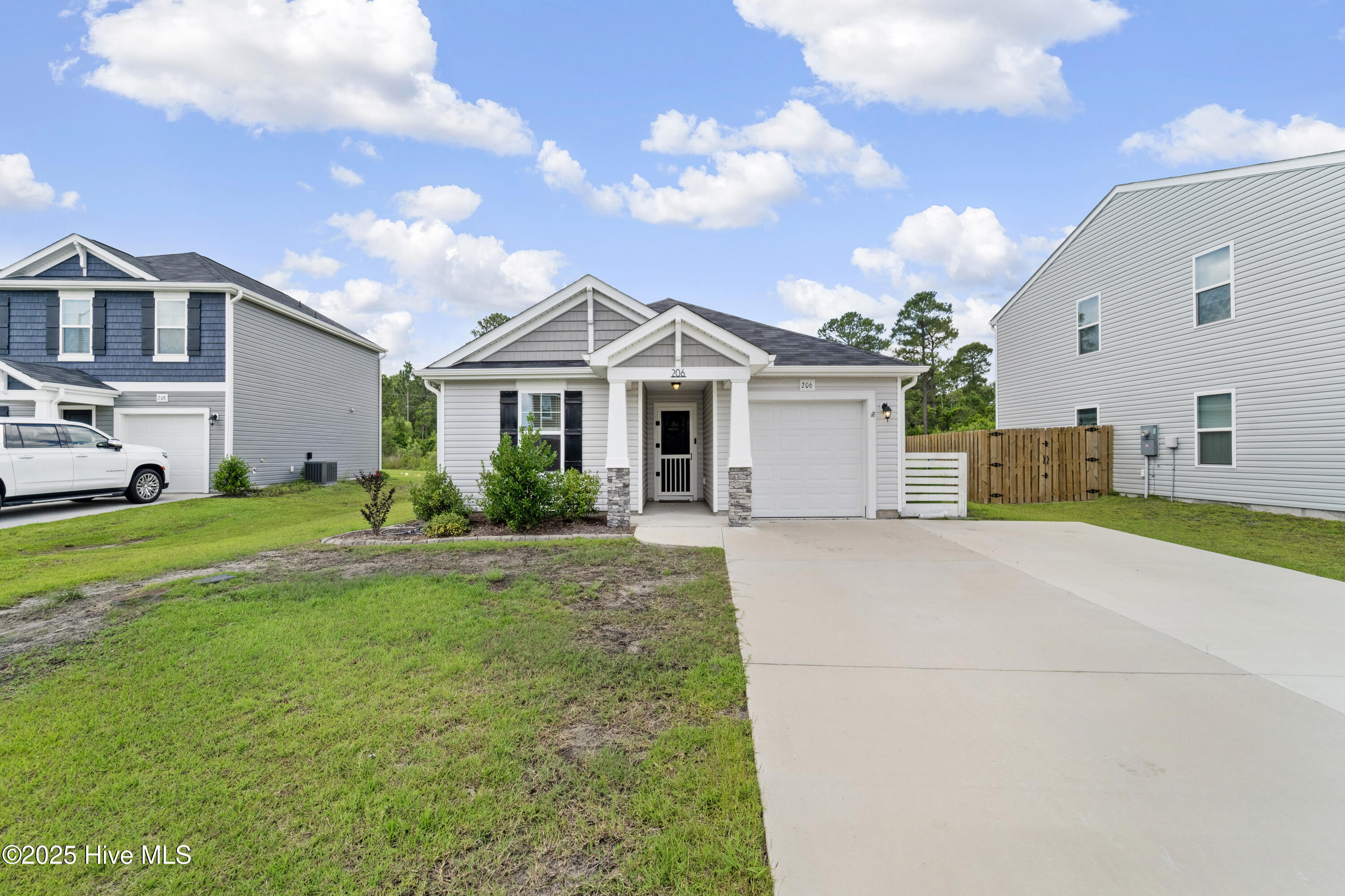 206 New Home Place — photo