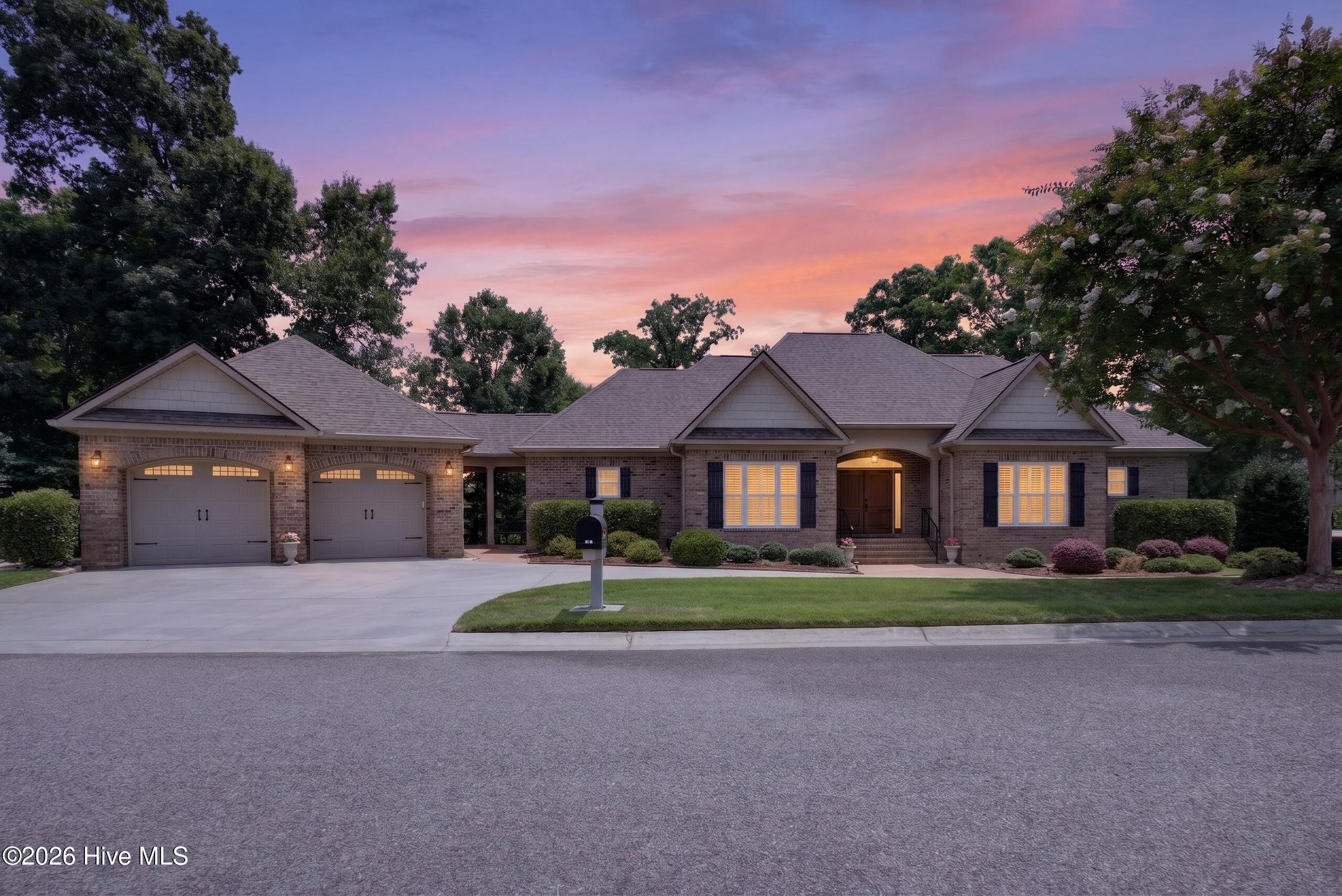 156 Quiet Oak Court — photo