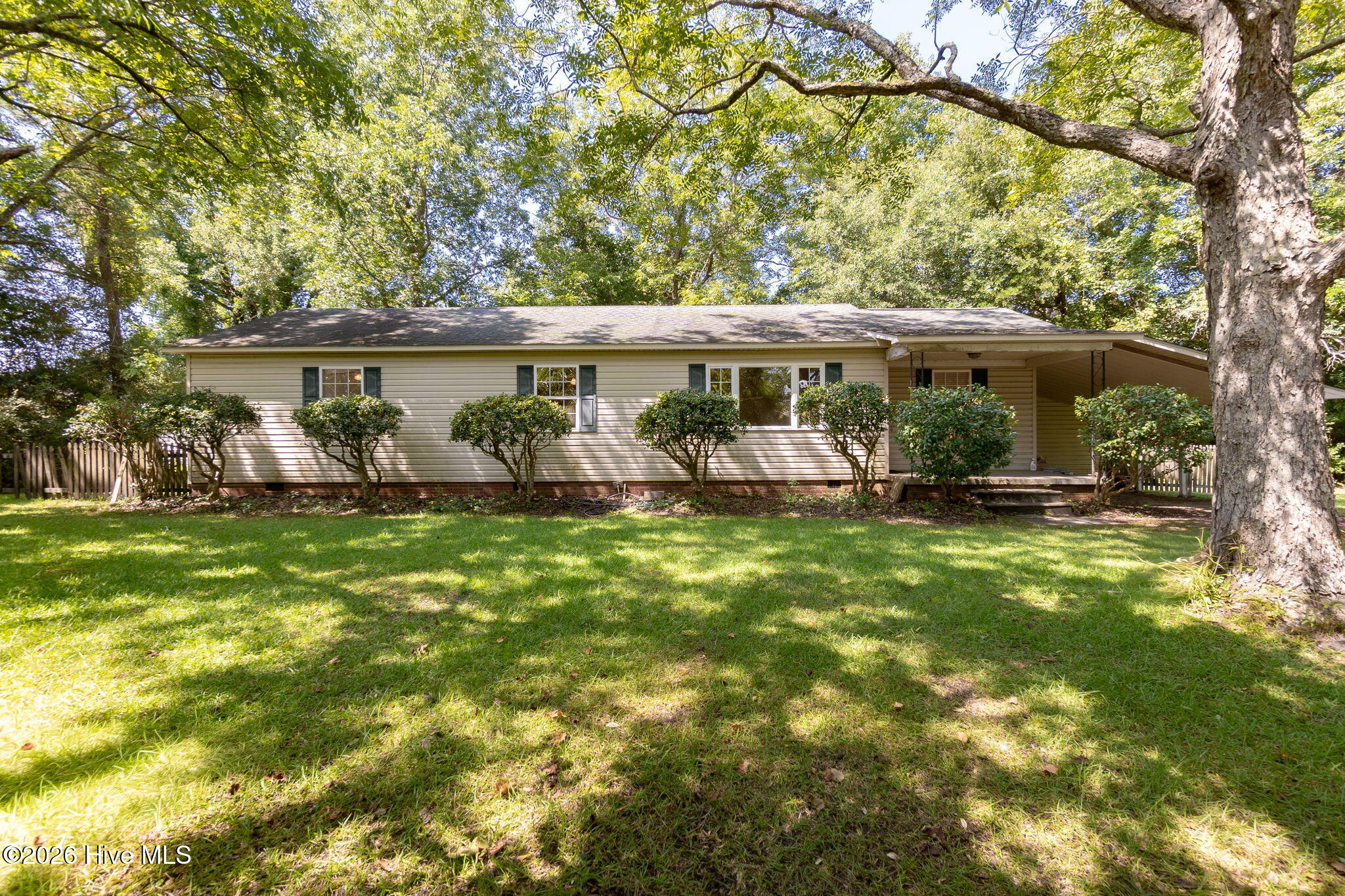 101 S Jackson Drive — photo