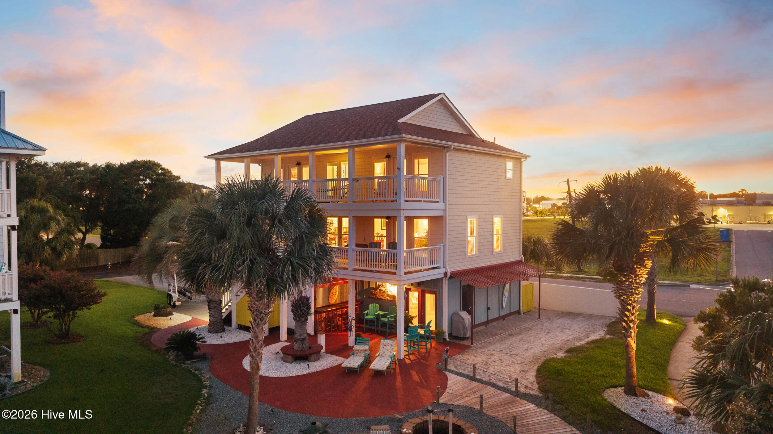 1001 Waterview Place — photo