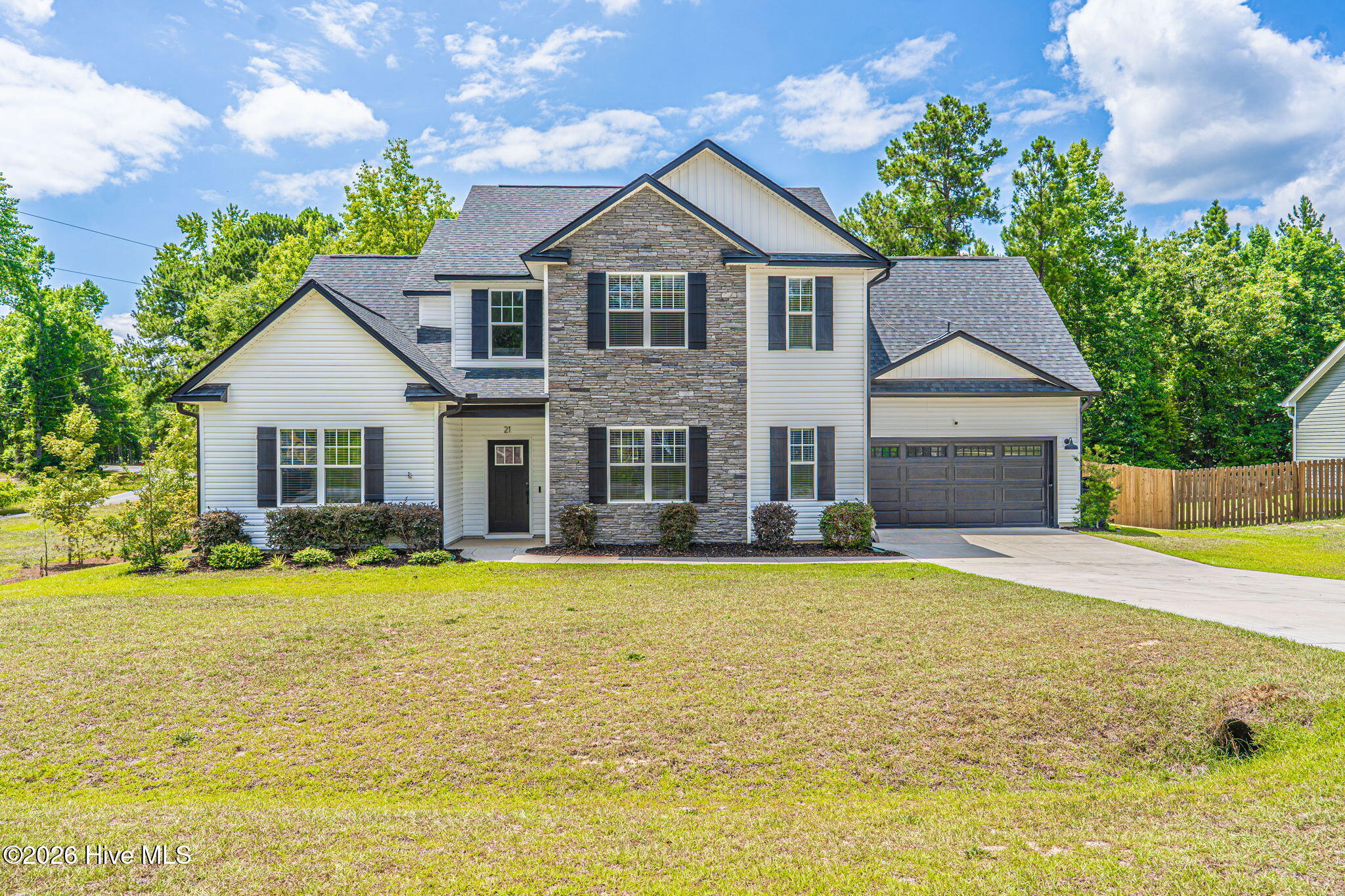 21 Solomon Drive — photo