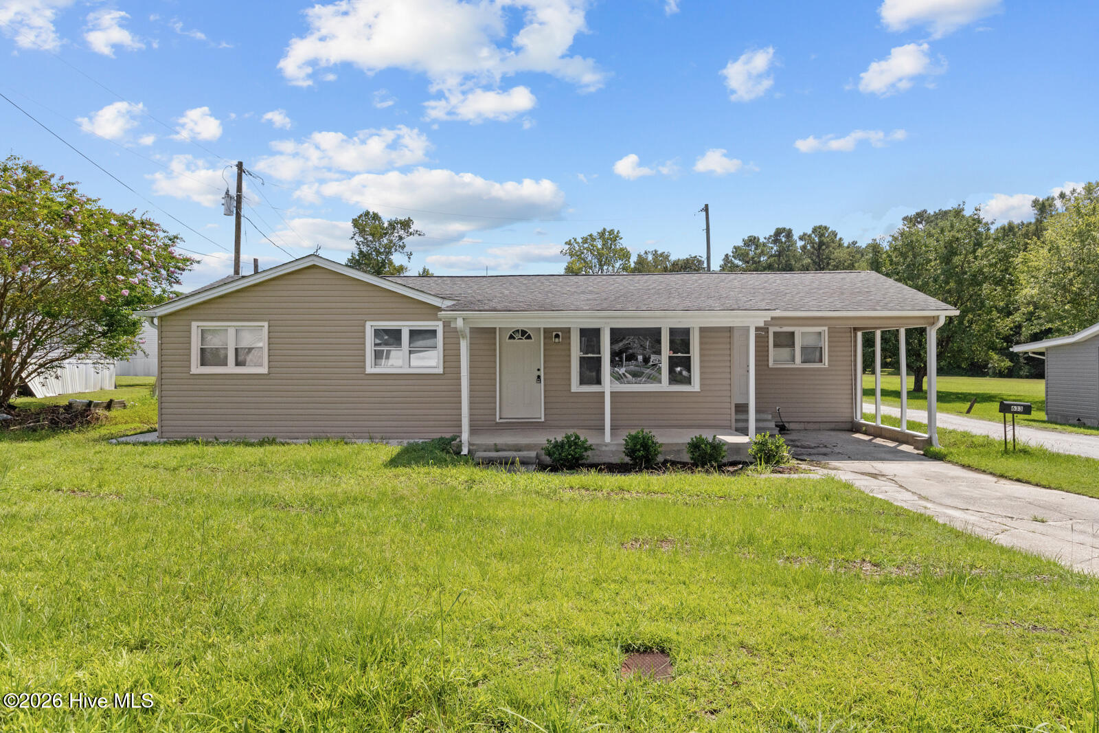 633 Haws Run Road — photo