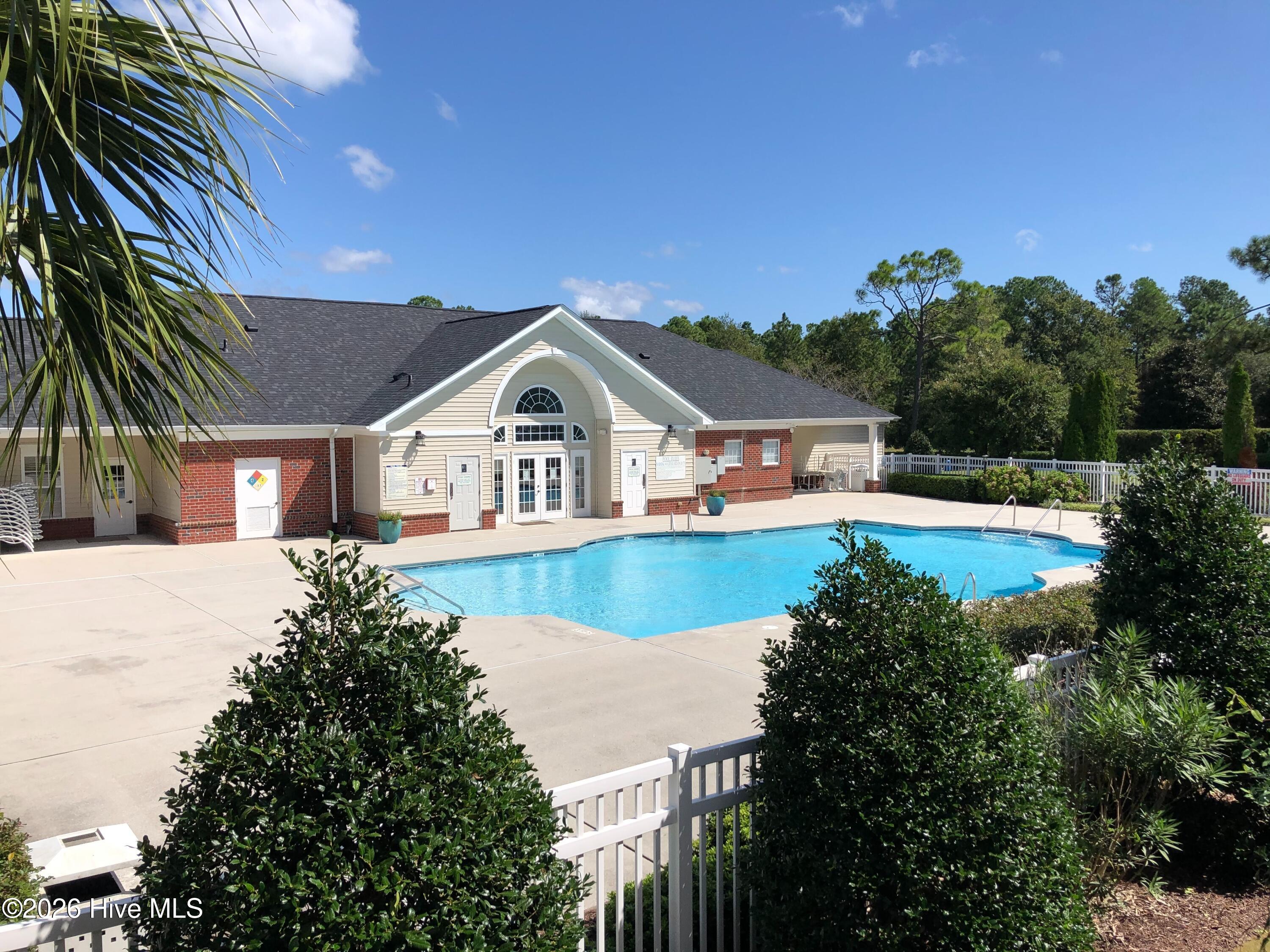 2834 Bloomfield Lane 307 — photo