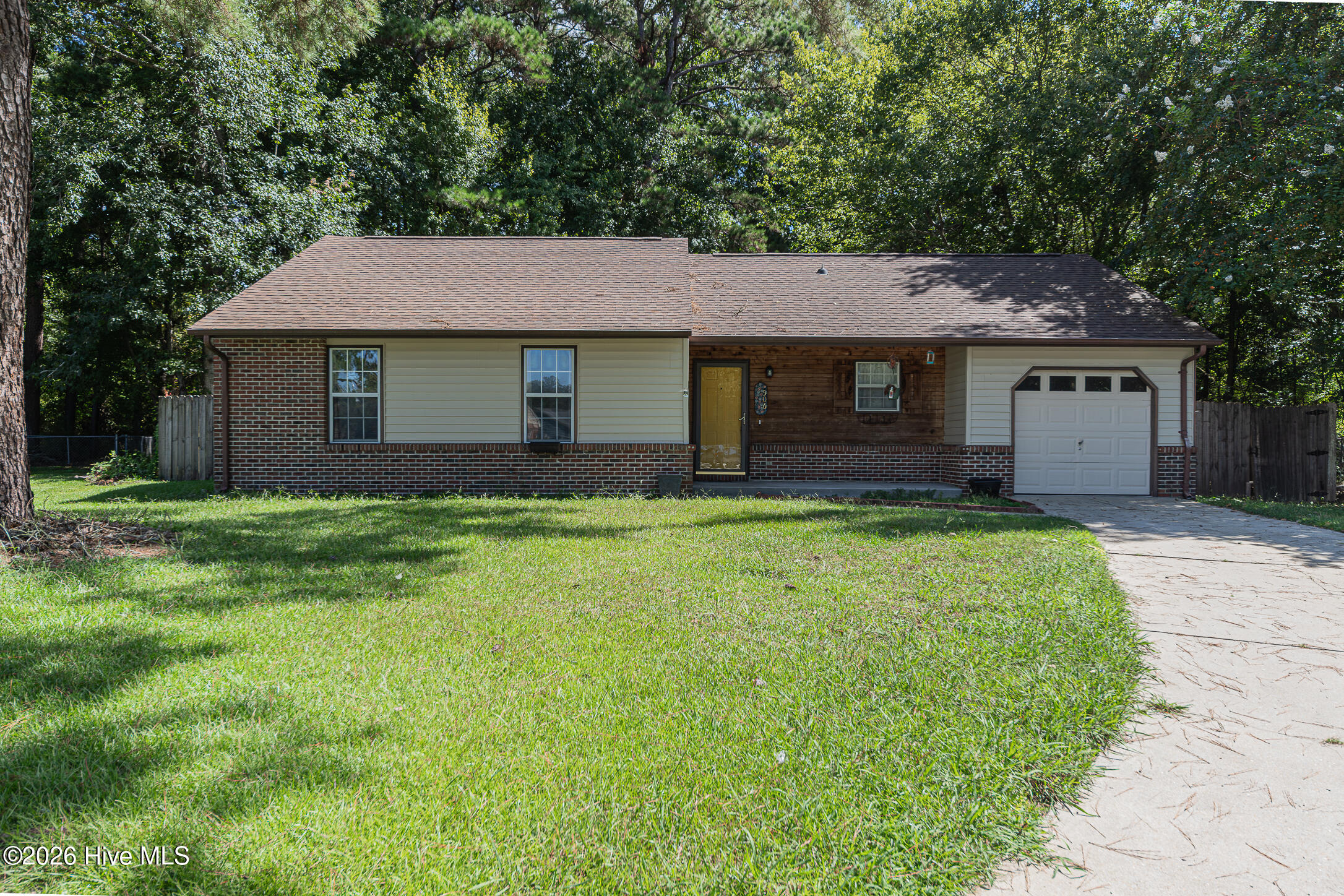 506 Sarah Court — photo