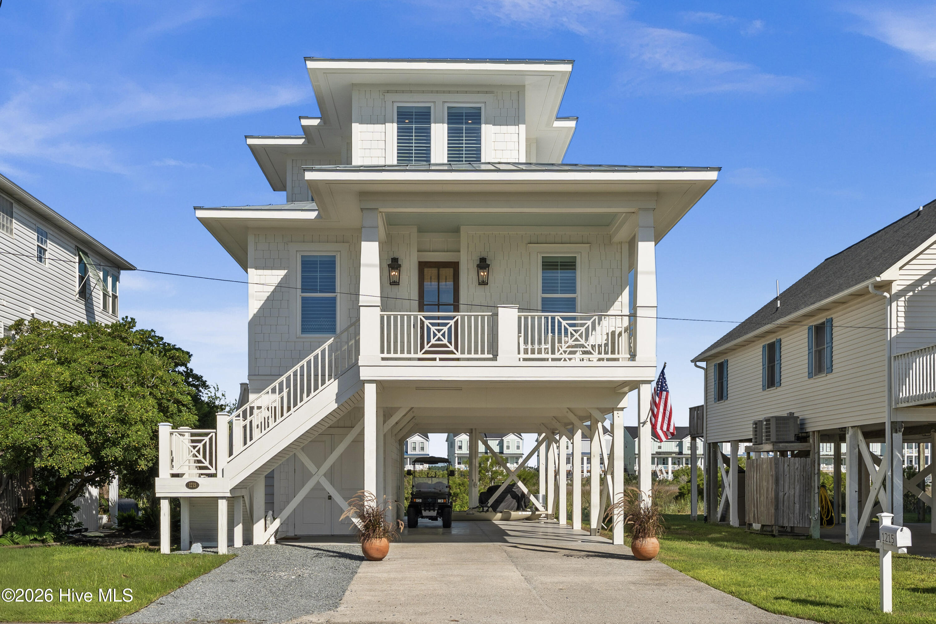 1215 N New River Drive — photo