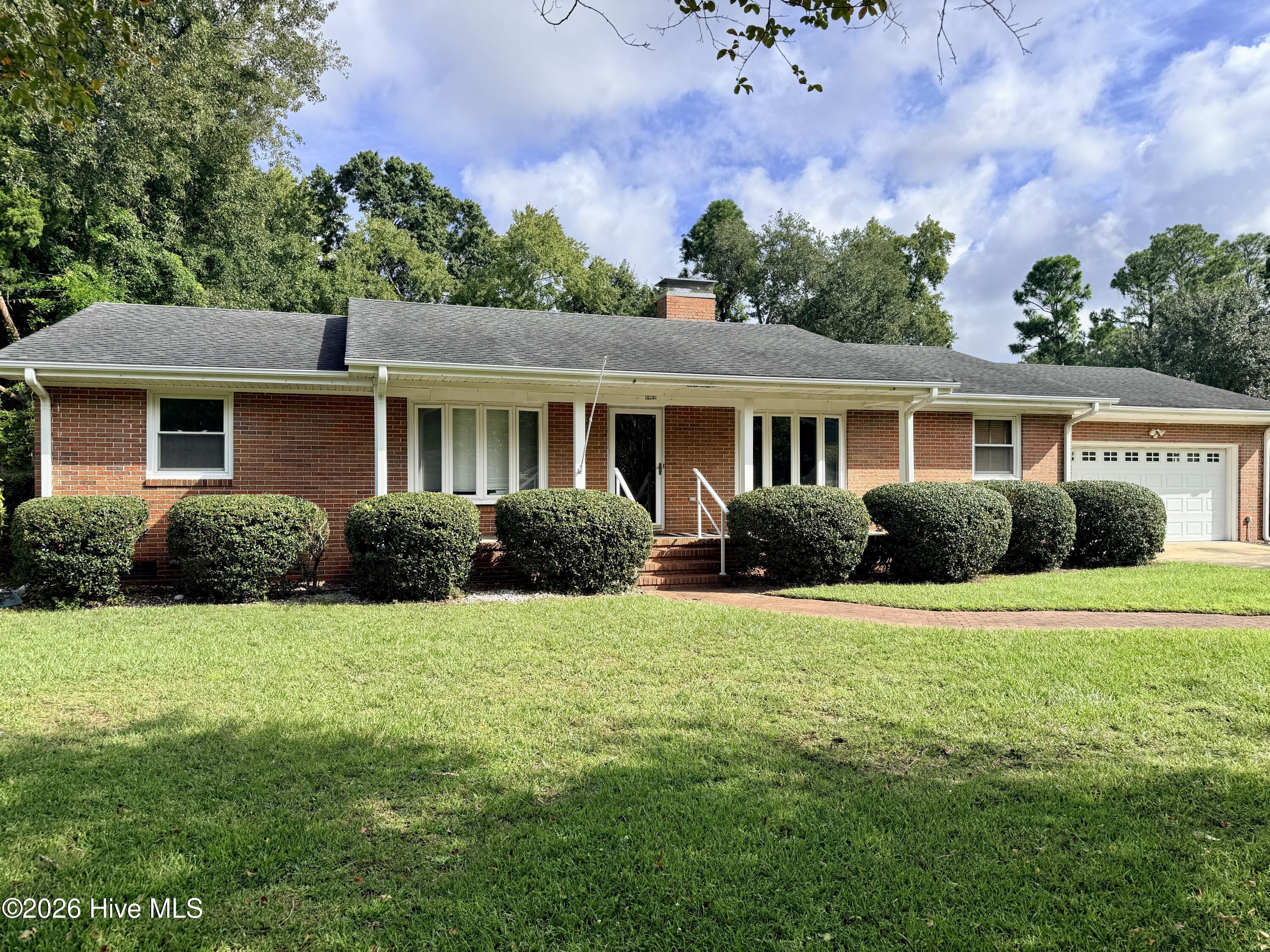 4825 College Acres Drive — photo