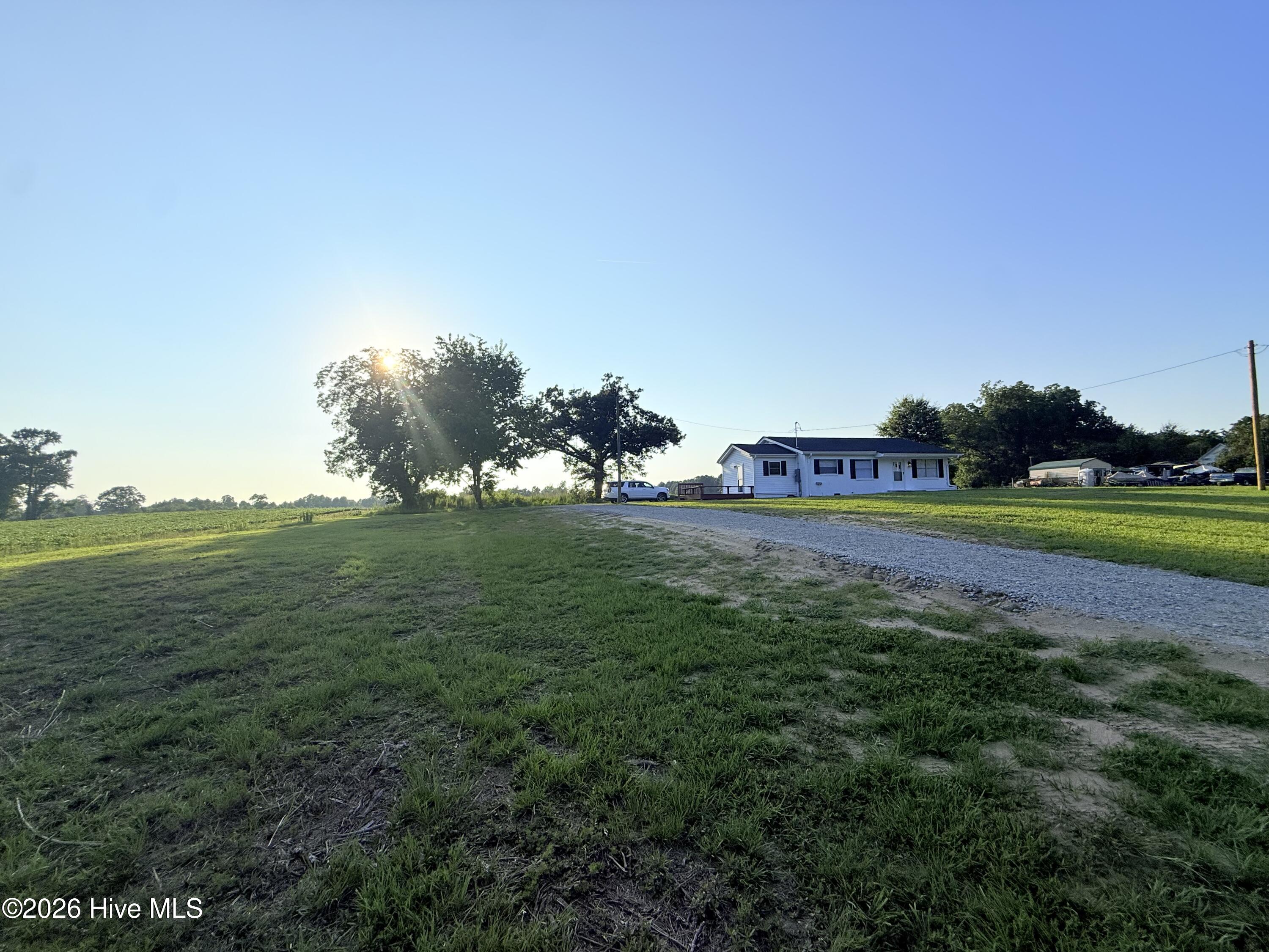 1612 Hwy 903 — photo