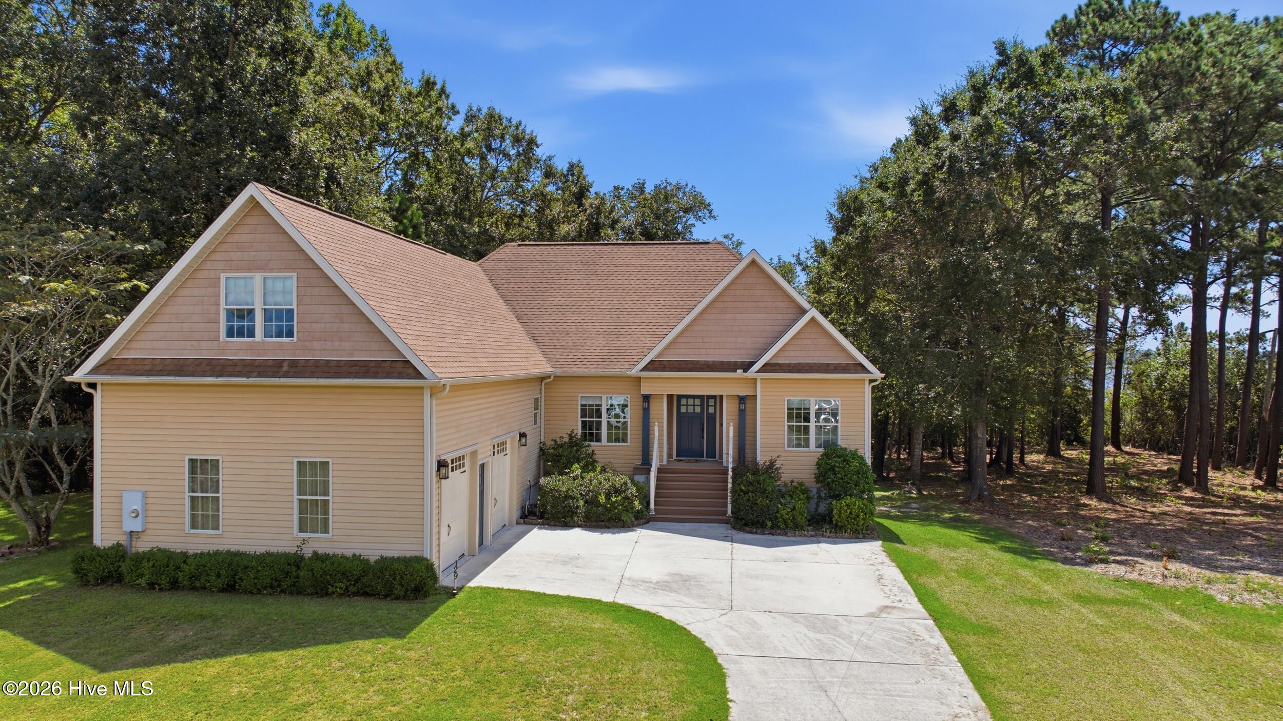 129 Deepwater Drive — photo