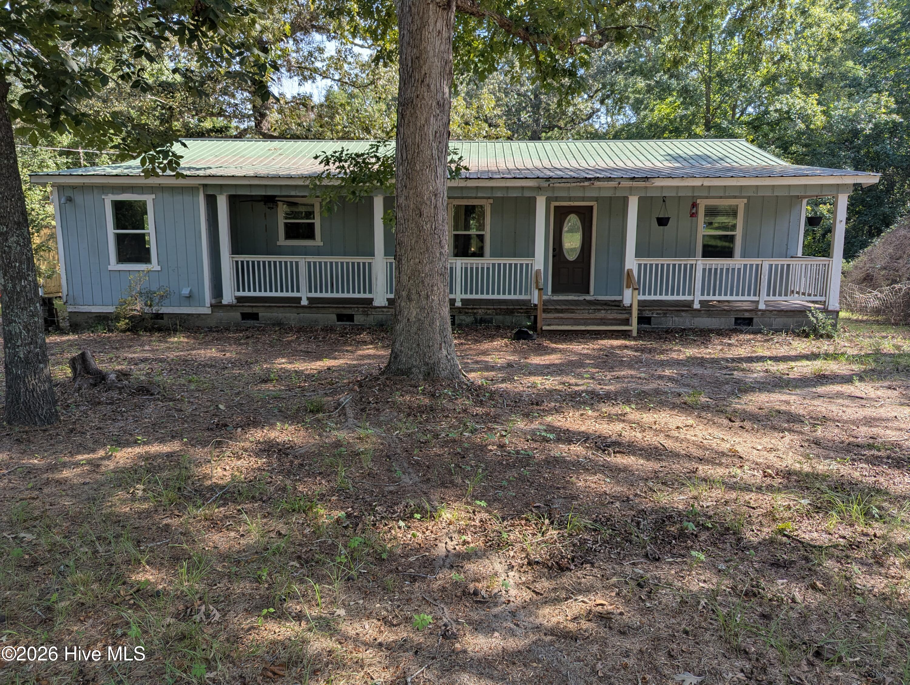 190 Lee Court — photo