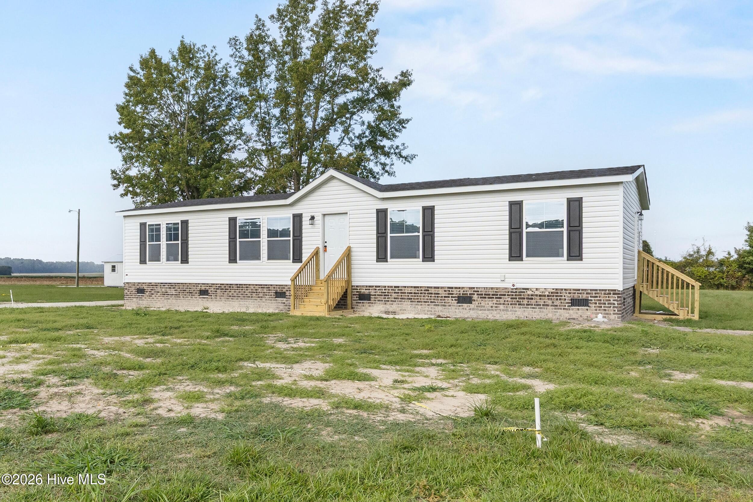 2491 Carolina 111 — photo
