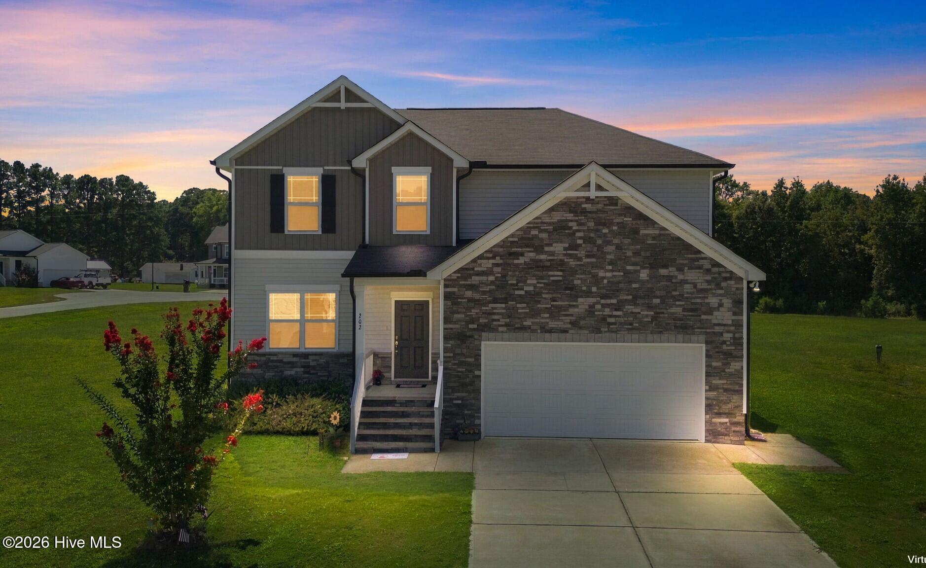 202 Queenstown Drive — photo