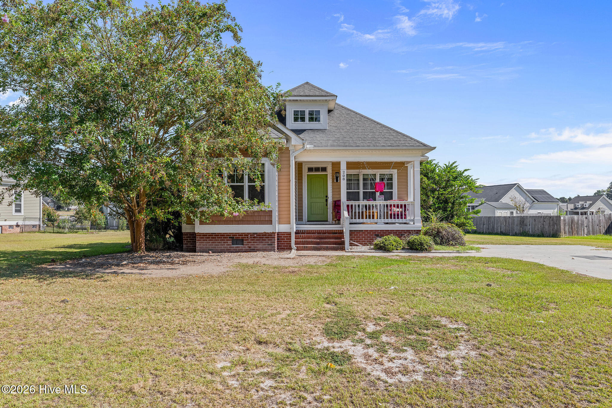 208 Stillwater Creek Drive — photo