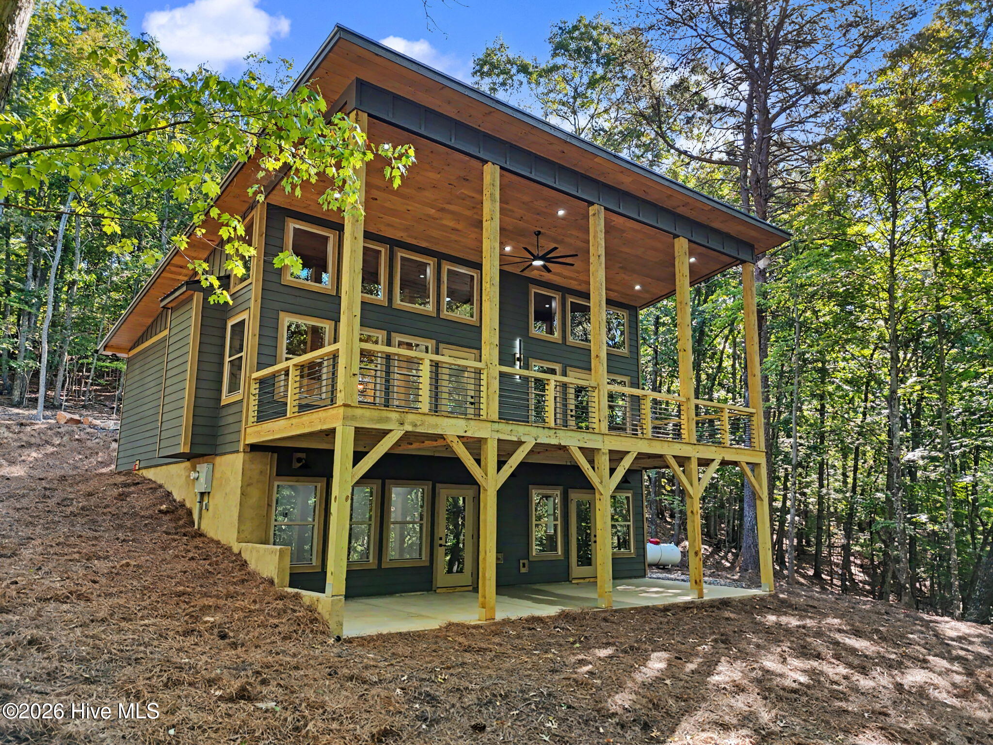 48 Woodleaf Road — photo