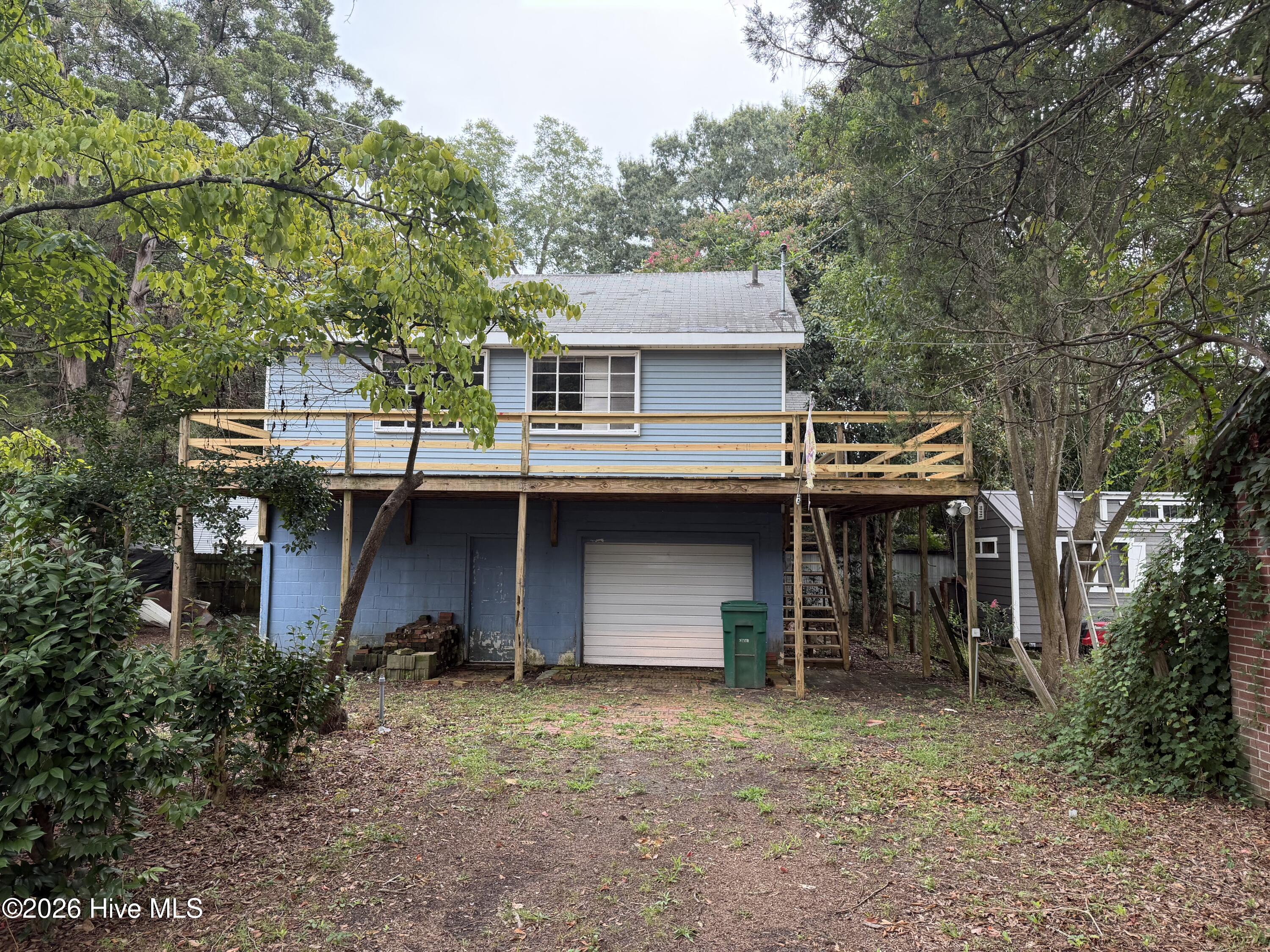 309 W Academy Street — photo