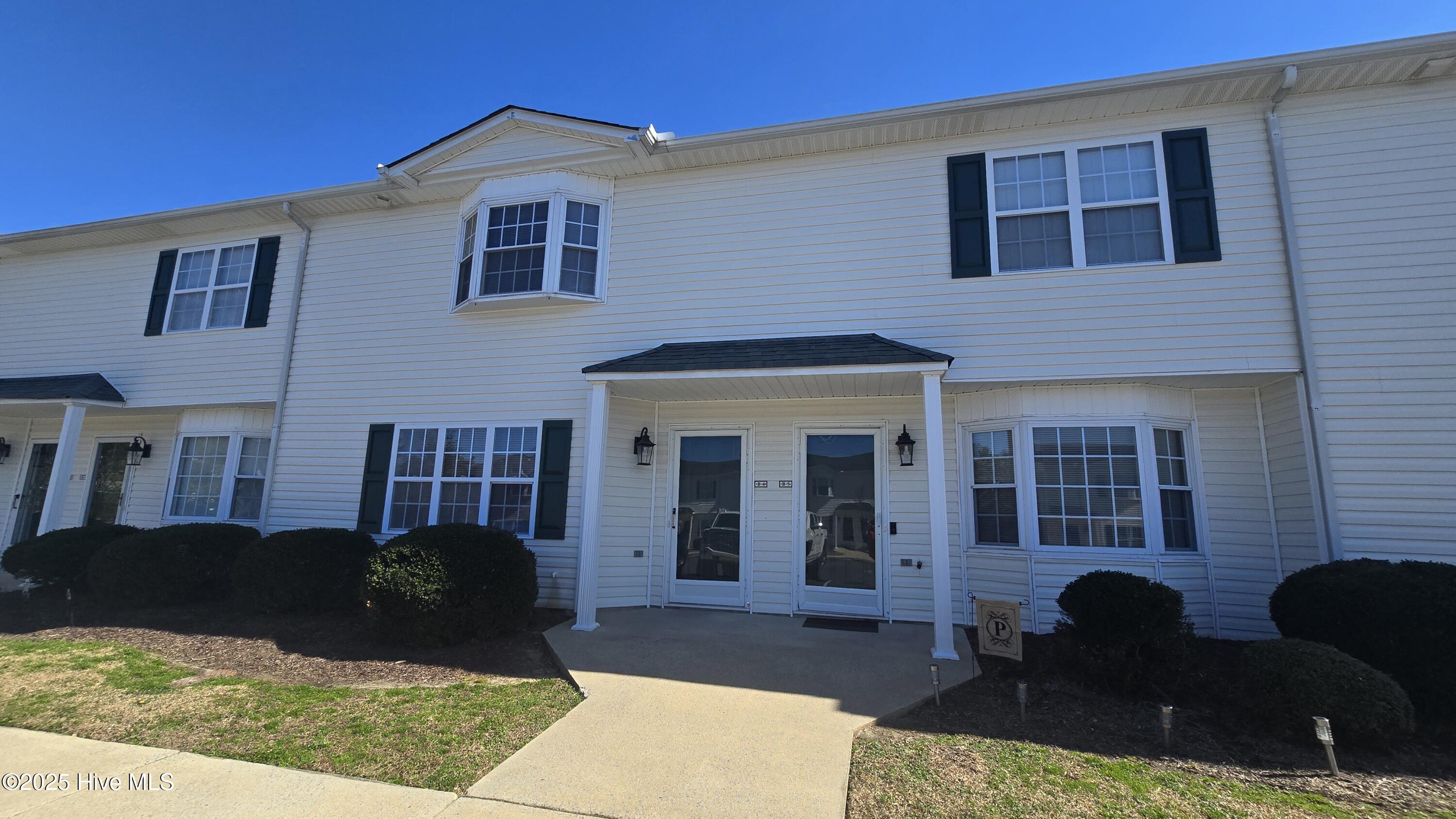 1205 Cross Creek Circle B-4 — photo
