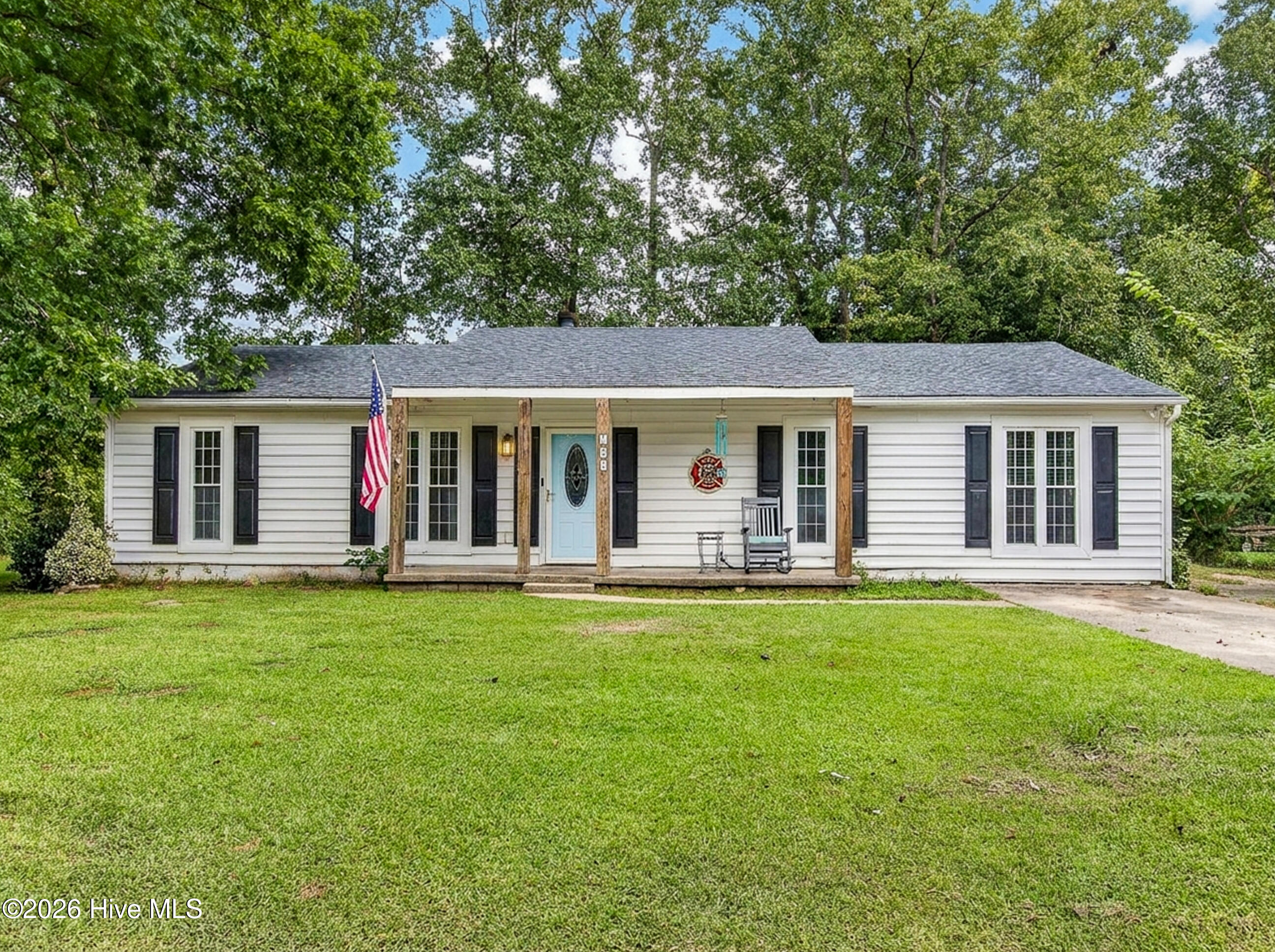 122 Mill Pond Road — photo