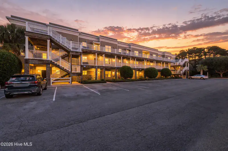 4134 Vanessa Drive SE Unit 4 — photo