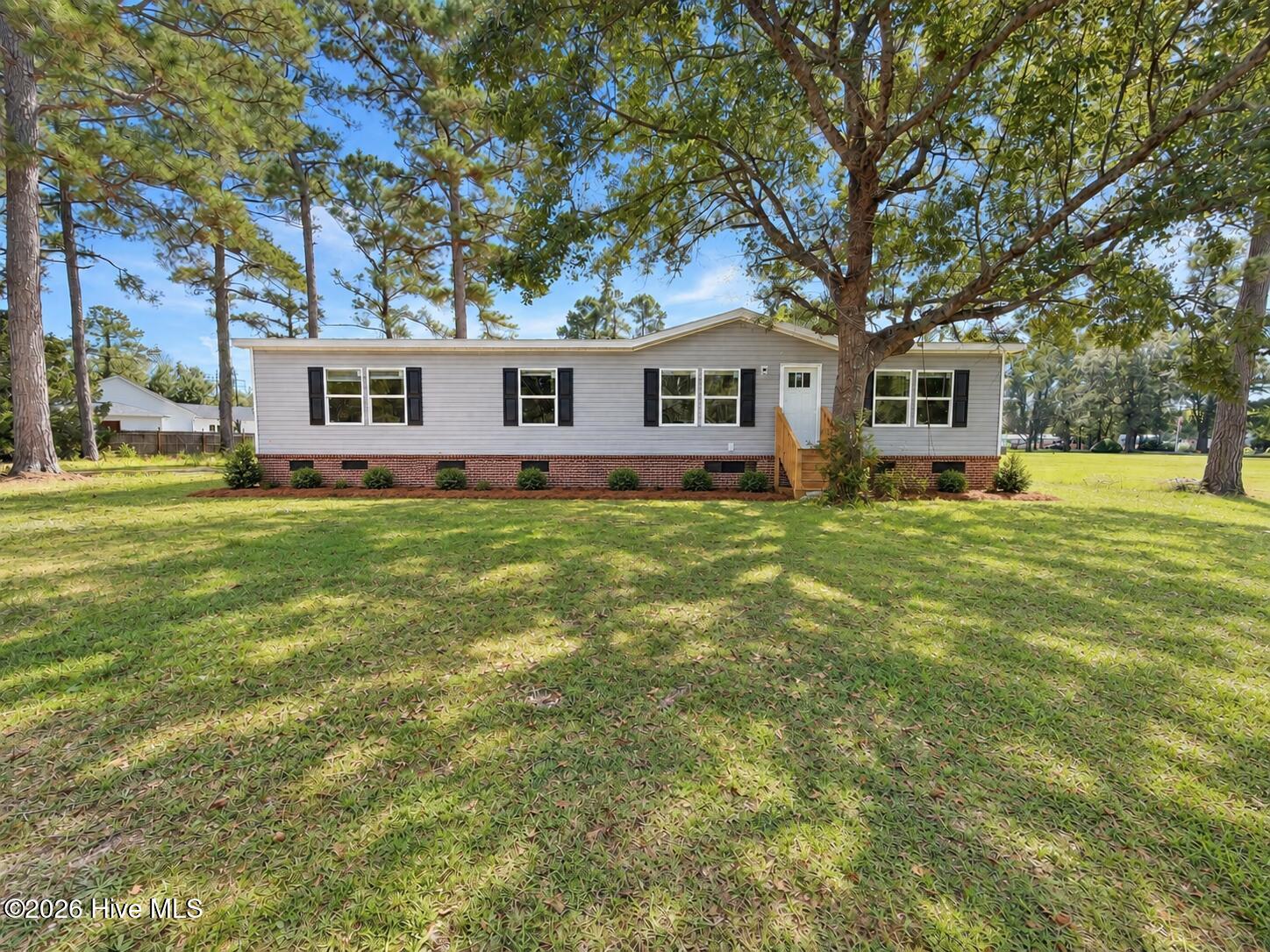 809 Garner Drive — photo