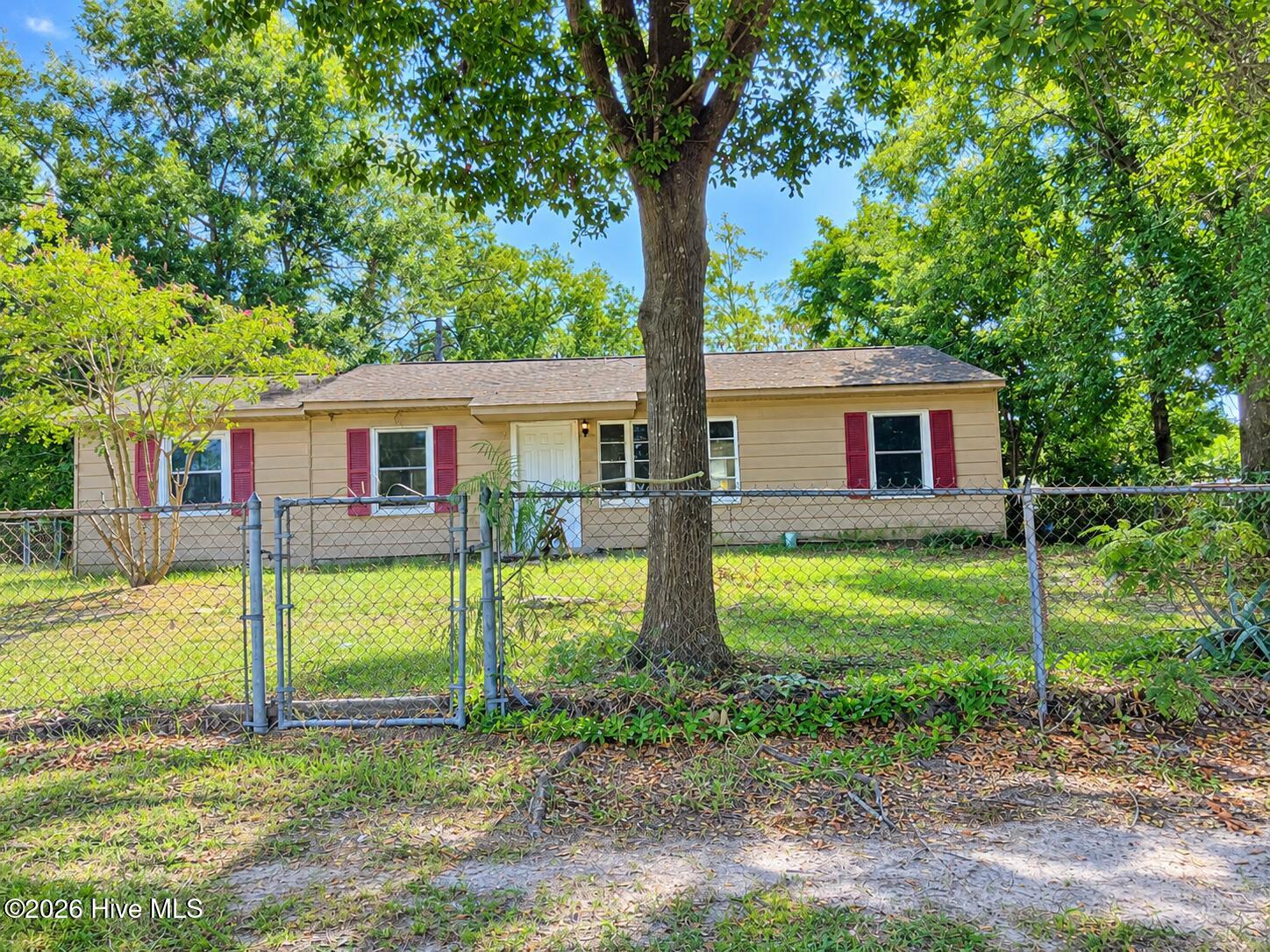 2430 Yates Drive — photo