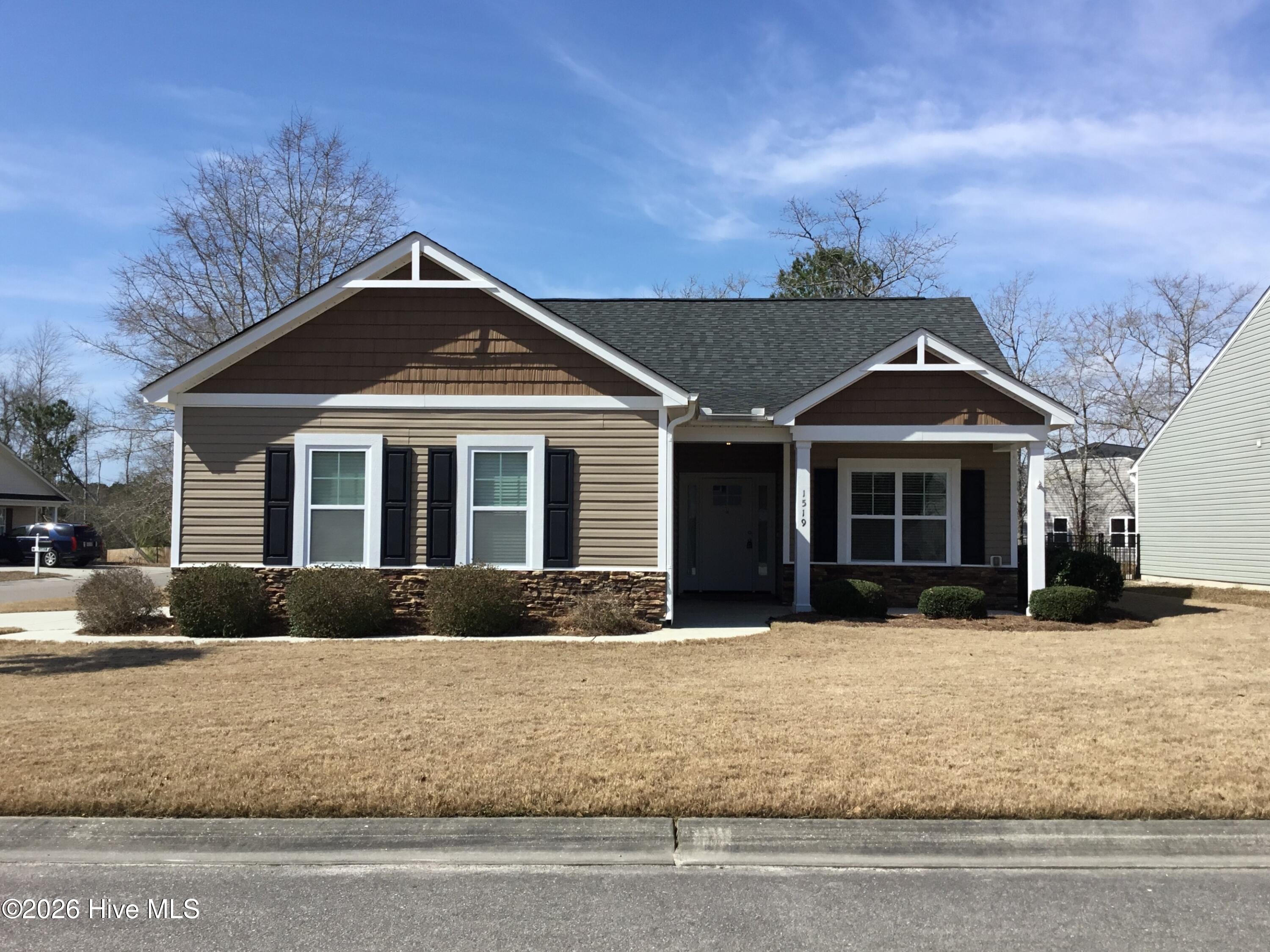 1519 Round Ridge Road SE — photo