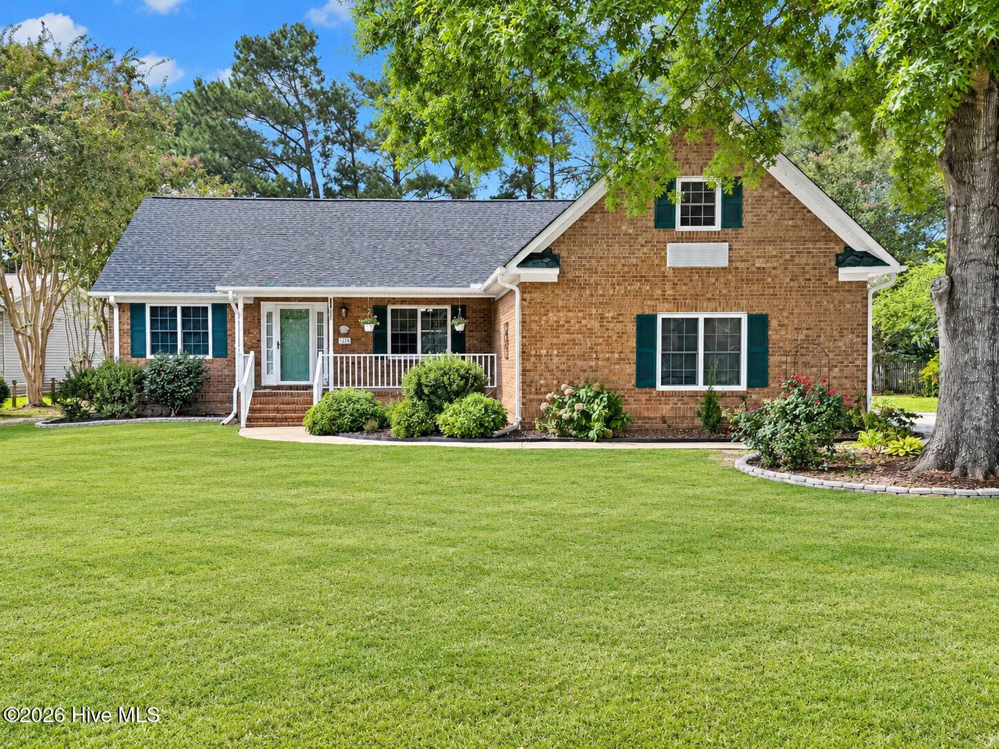 122 Norbury Drive — photo