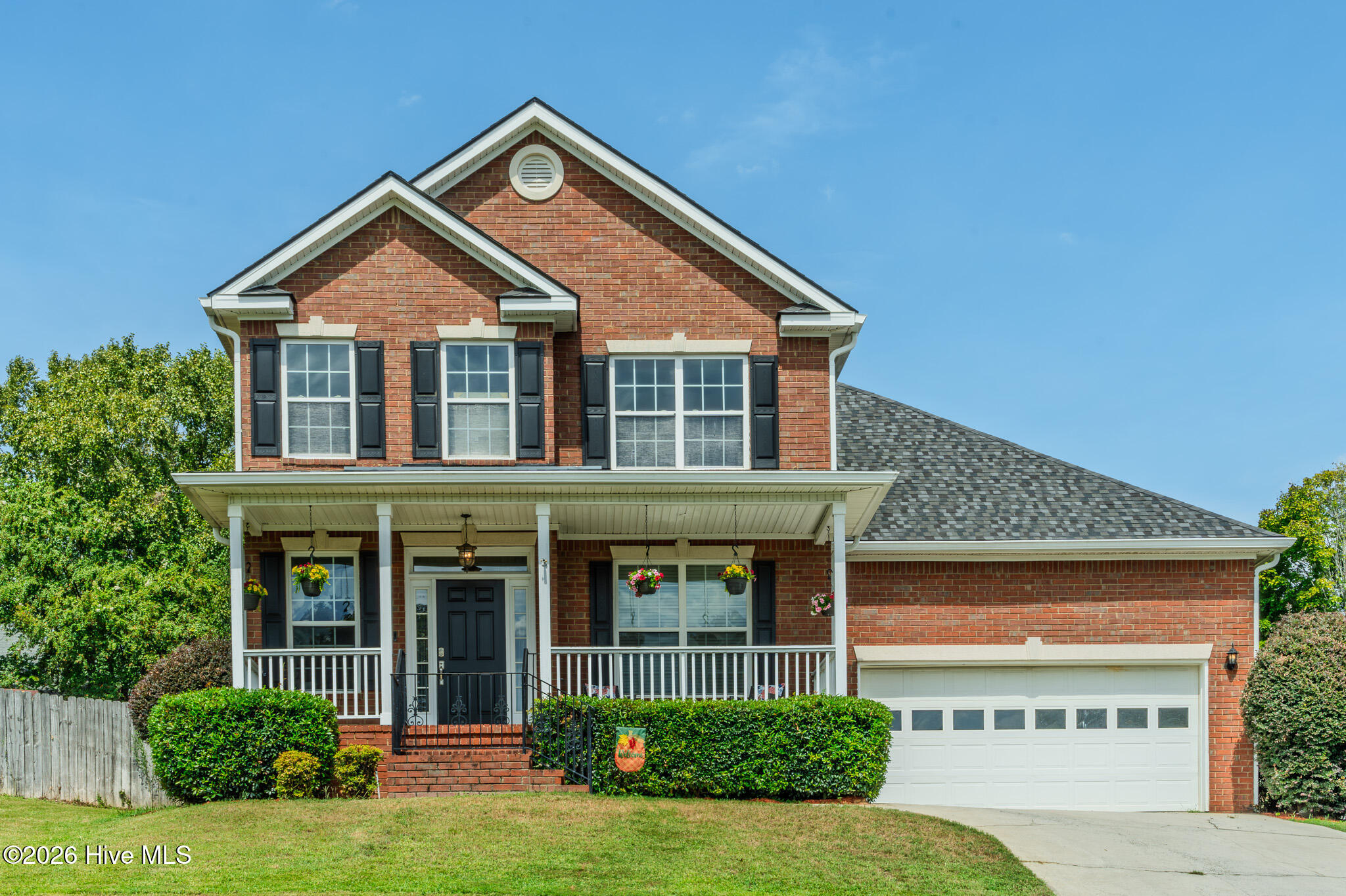 653 Surrey Lane — photo