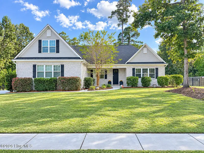 646 Crown Pointe Drive — photo