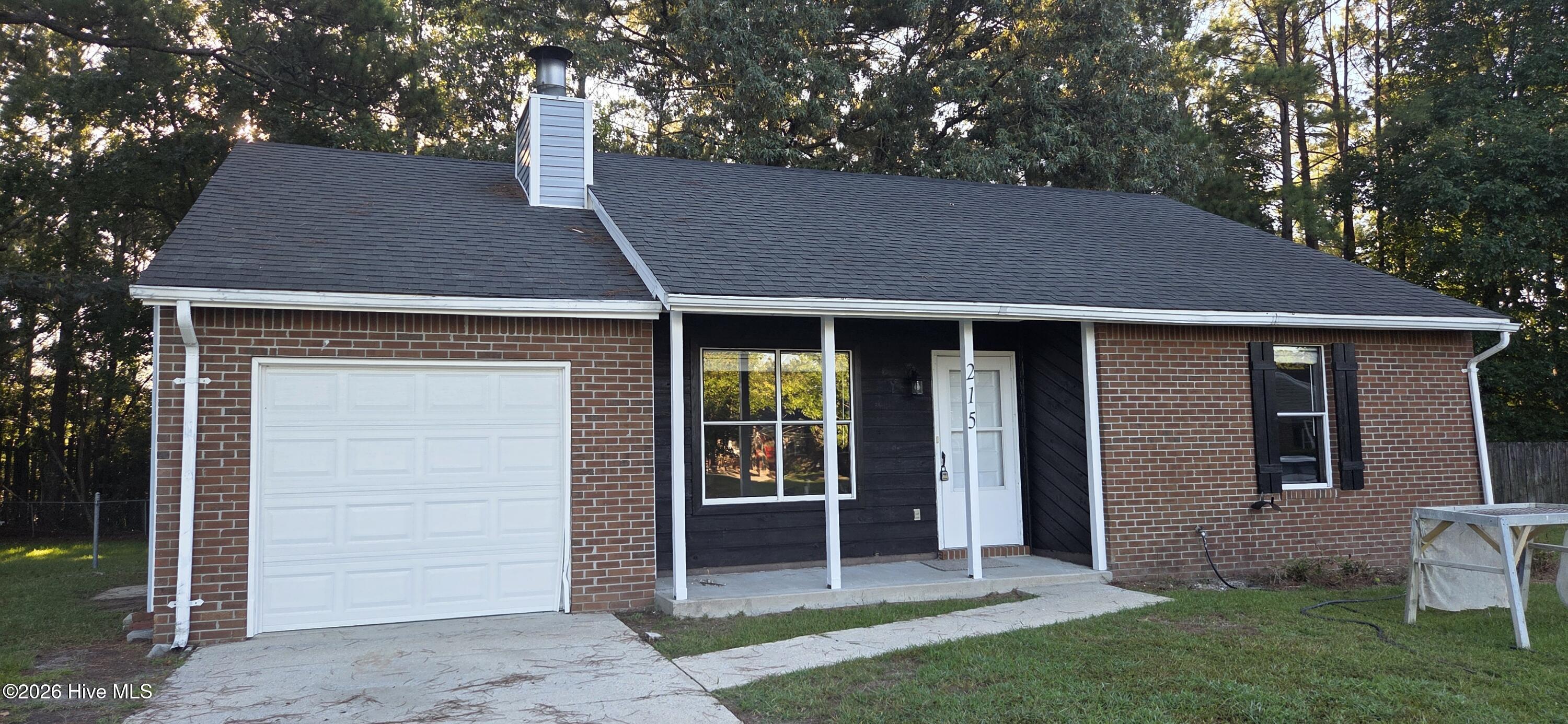 215 Spruce Court — photo