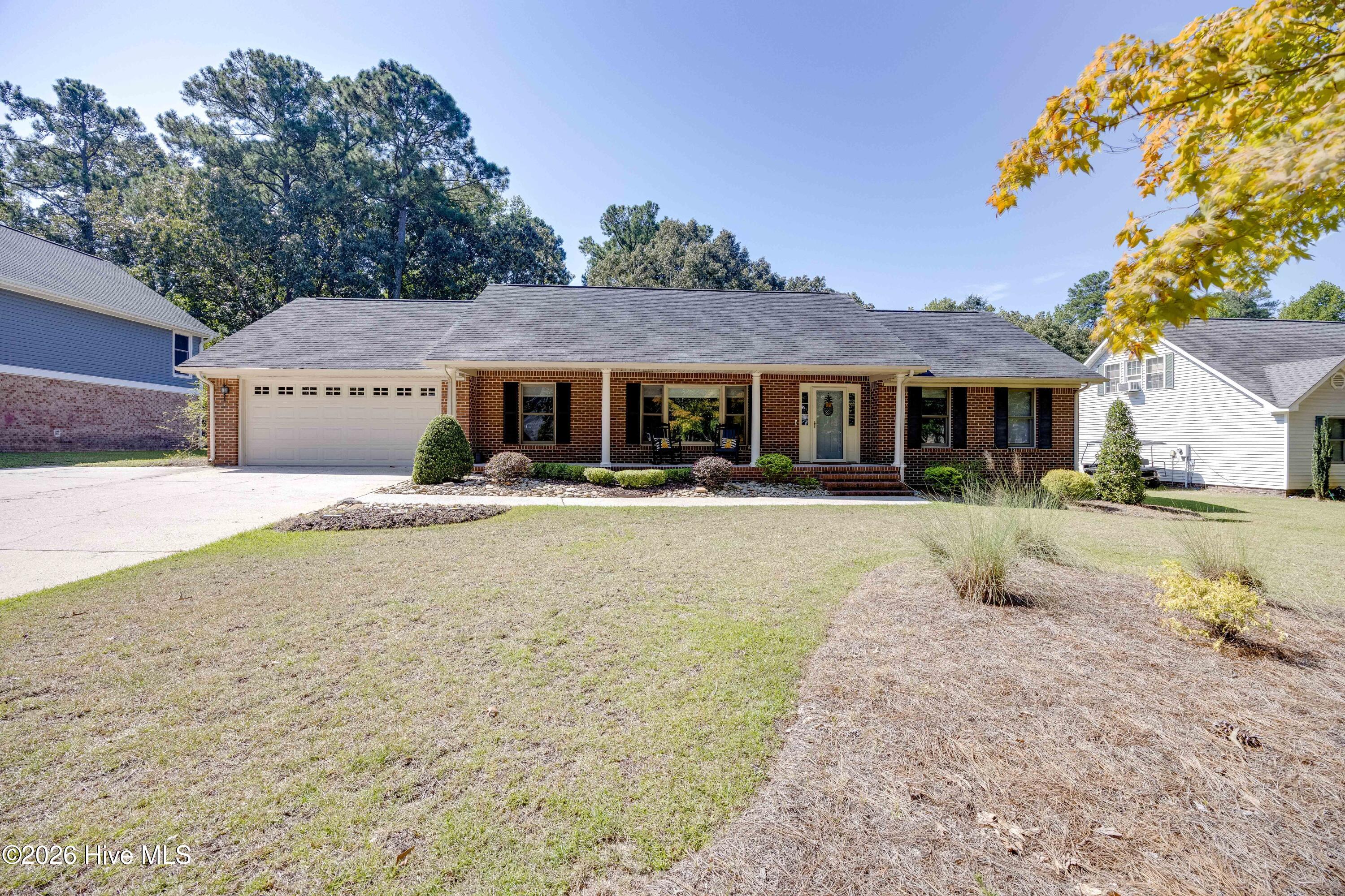 320 S Wedgewood Drive — photo