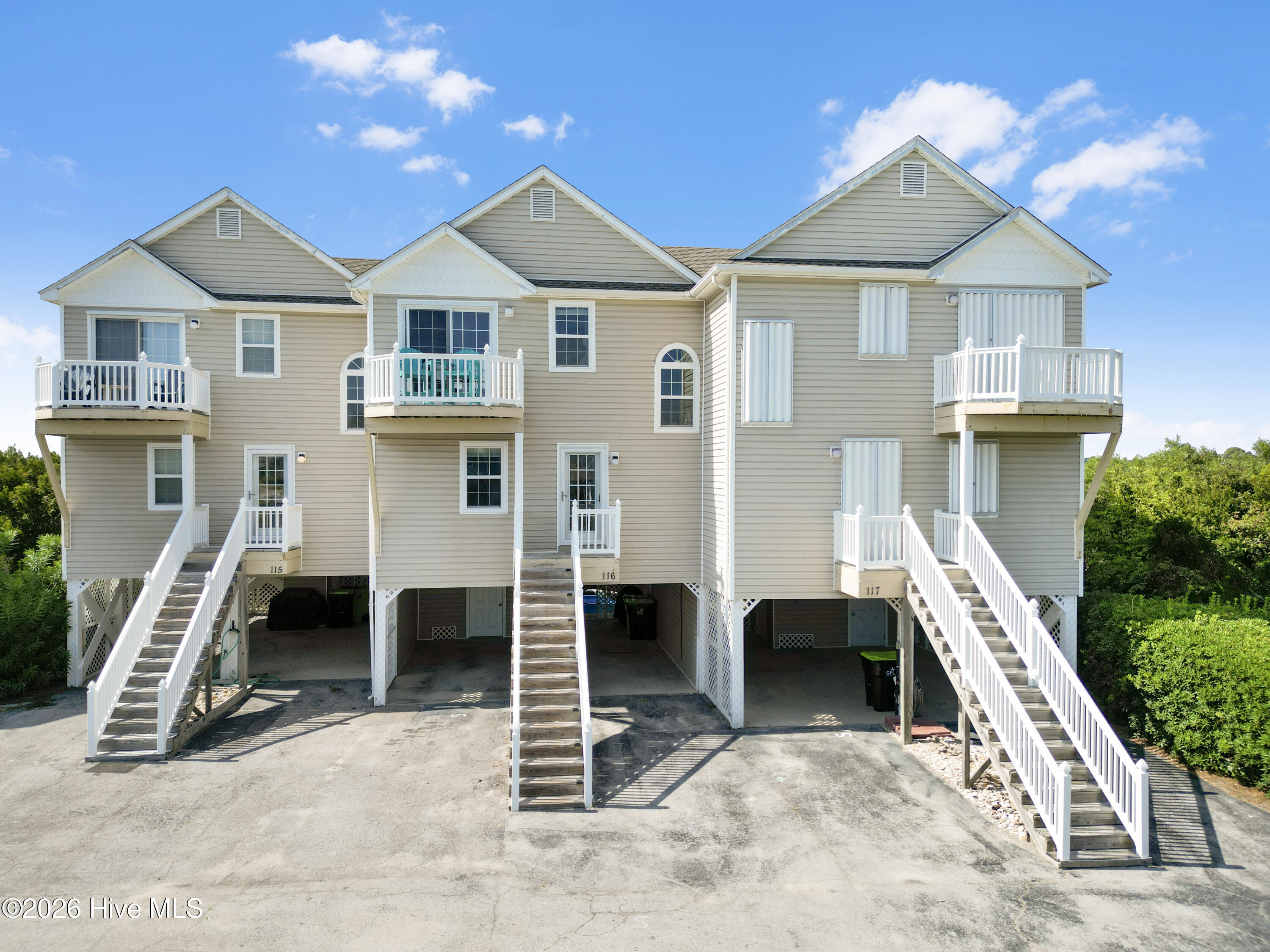 116 Heron Cay Court — photo