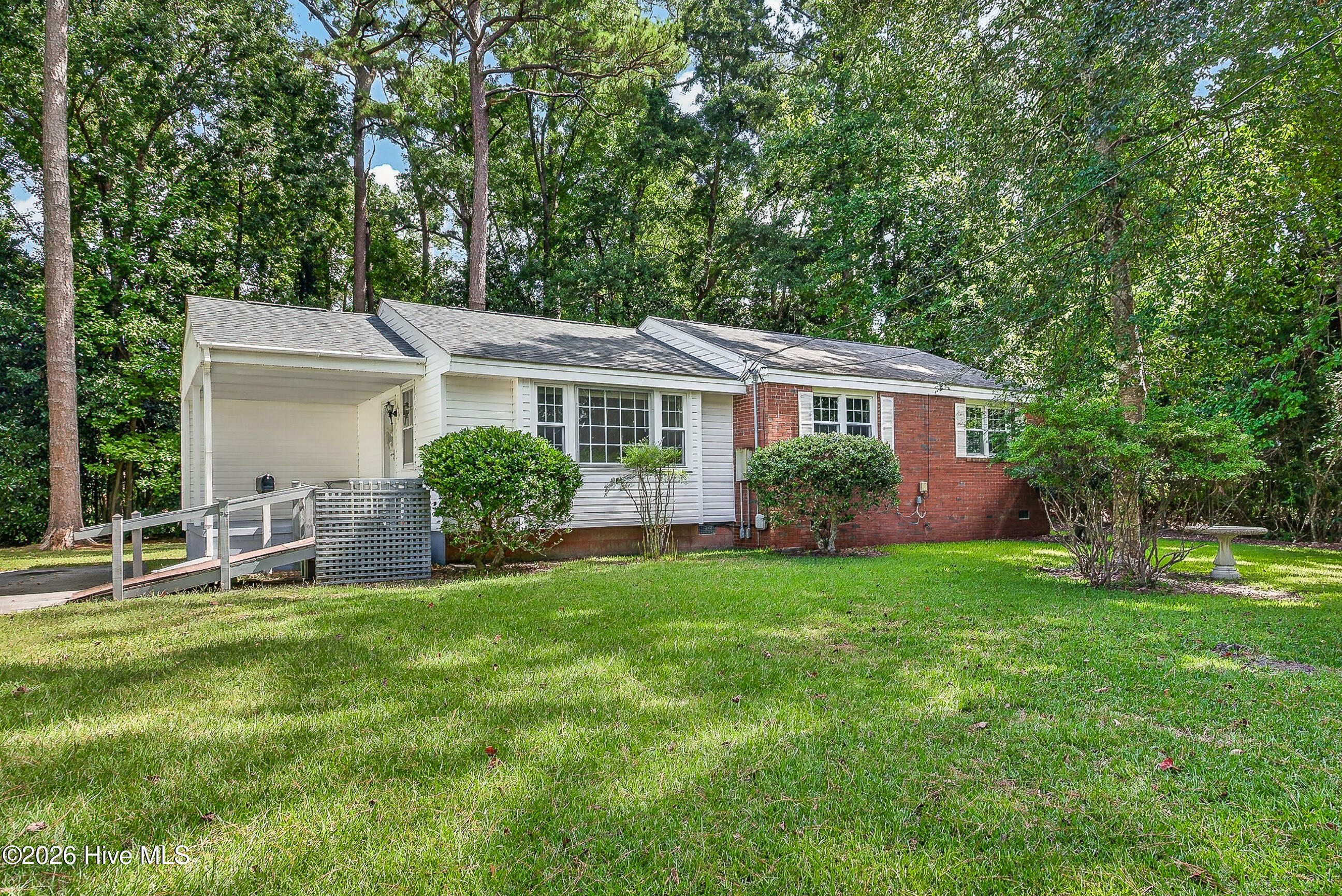 300 Decatur Road — photo
