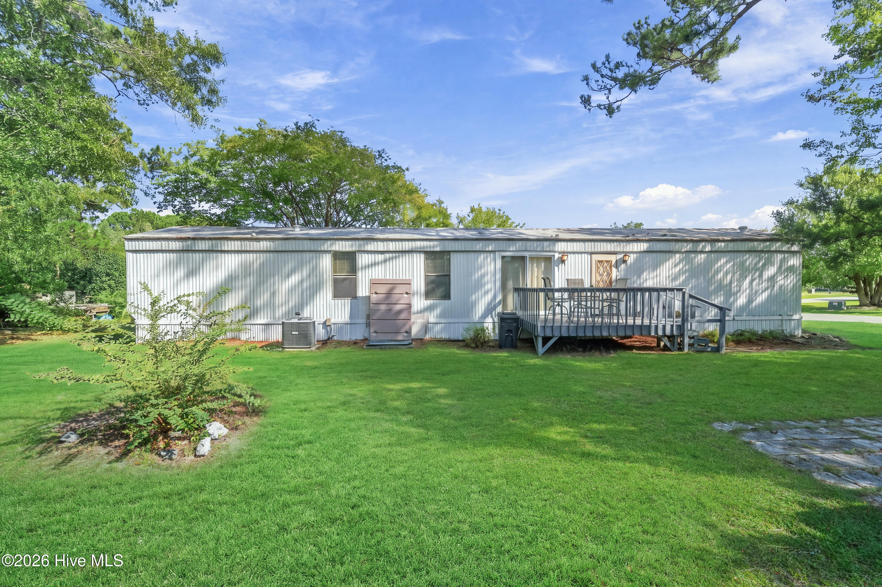 125 Seashore Drive — photo