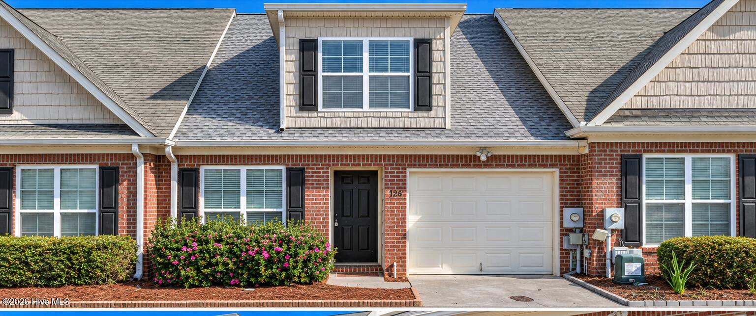 126 Grove Landing Court — photo